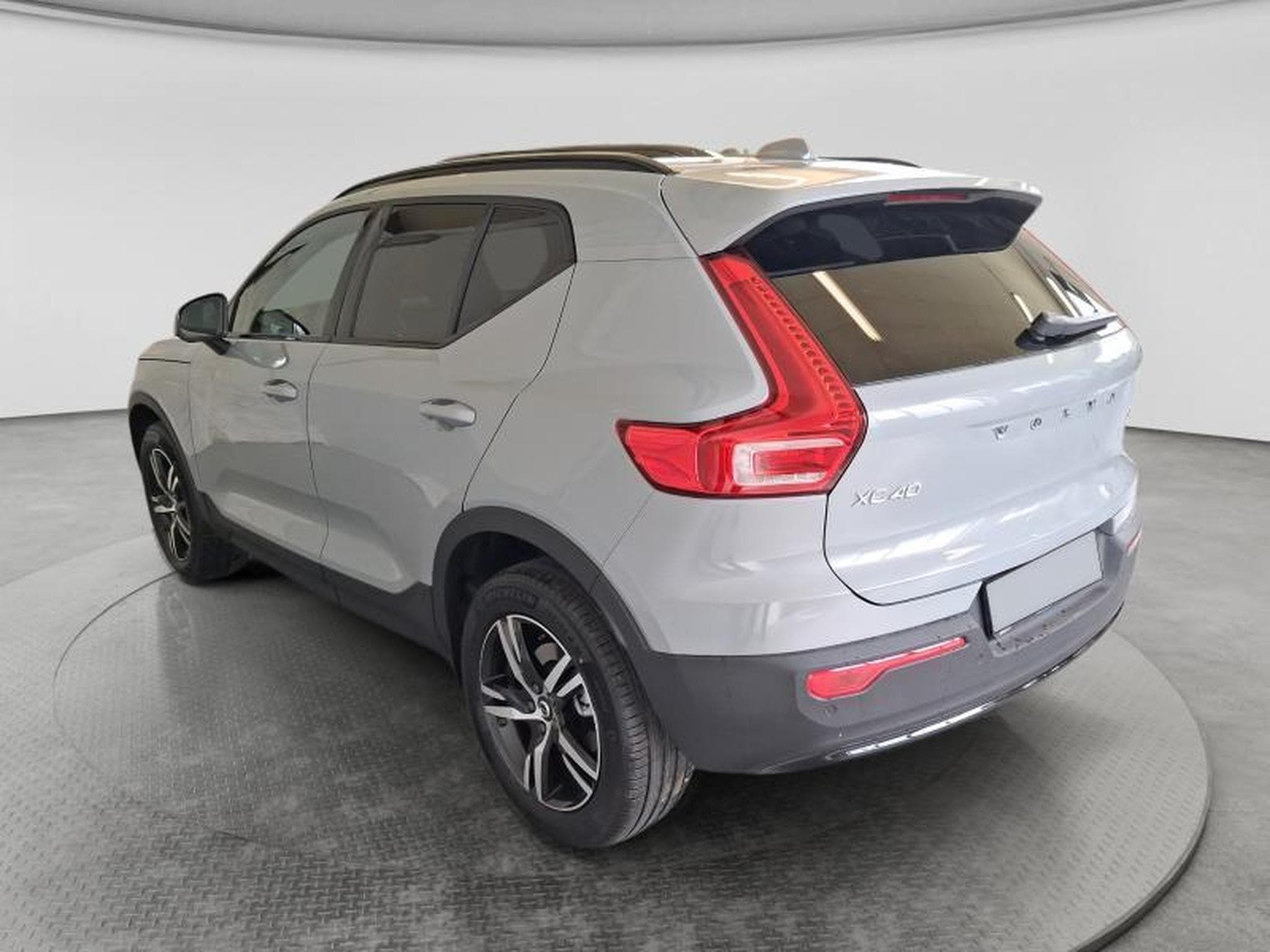 Volvo XC40 Dark (2026) - Photo 17
