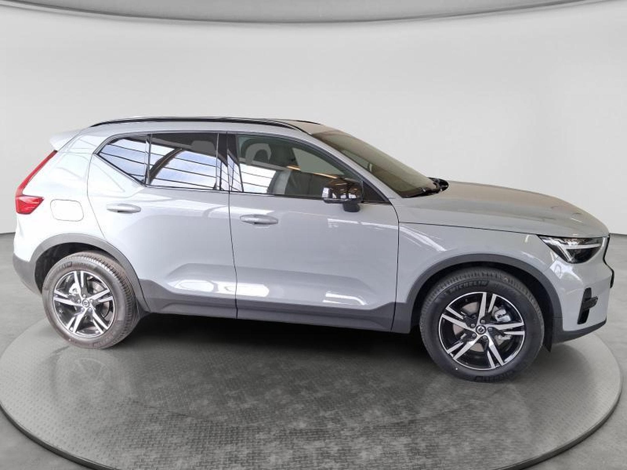 Volvo XC40 Dark (2026) - Photo 19