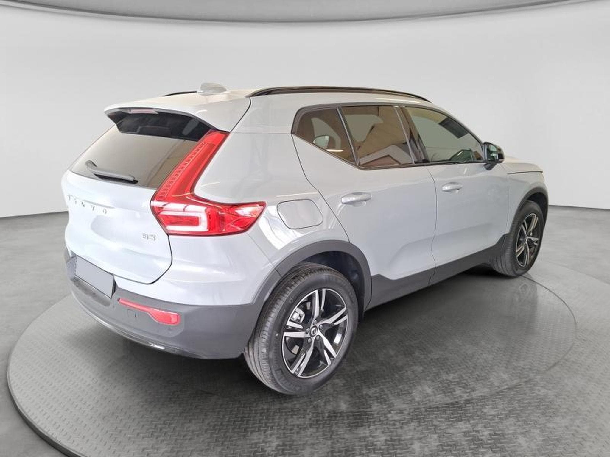 Volvo XC40 Dark (2026) - Photo 3