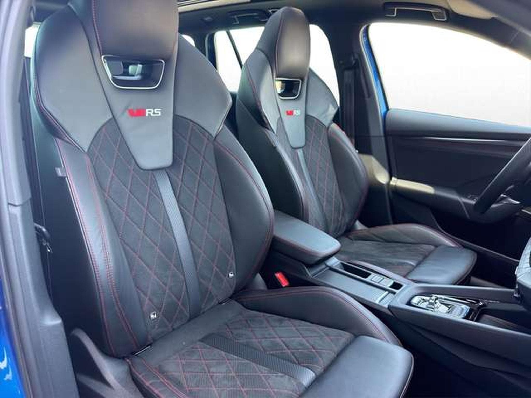 Skoda Octavia Combi RS/360°/Canton/AHK/Standhzg (2023) - Photo 18