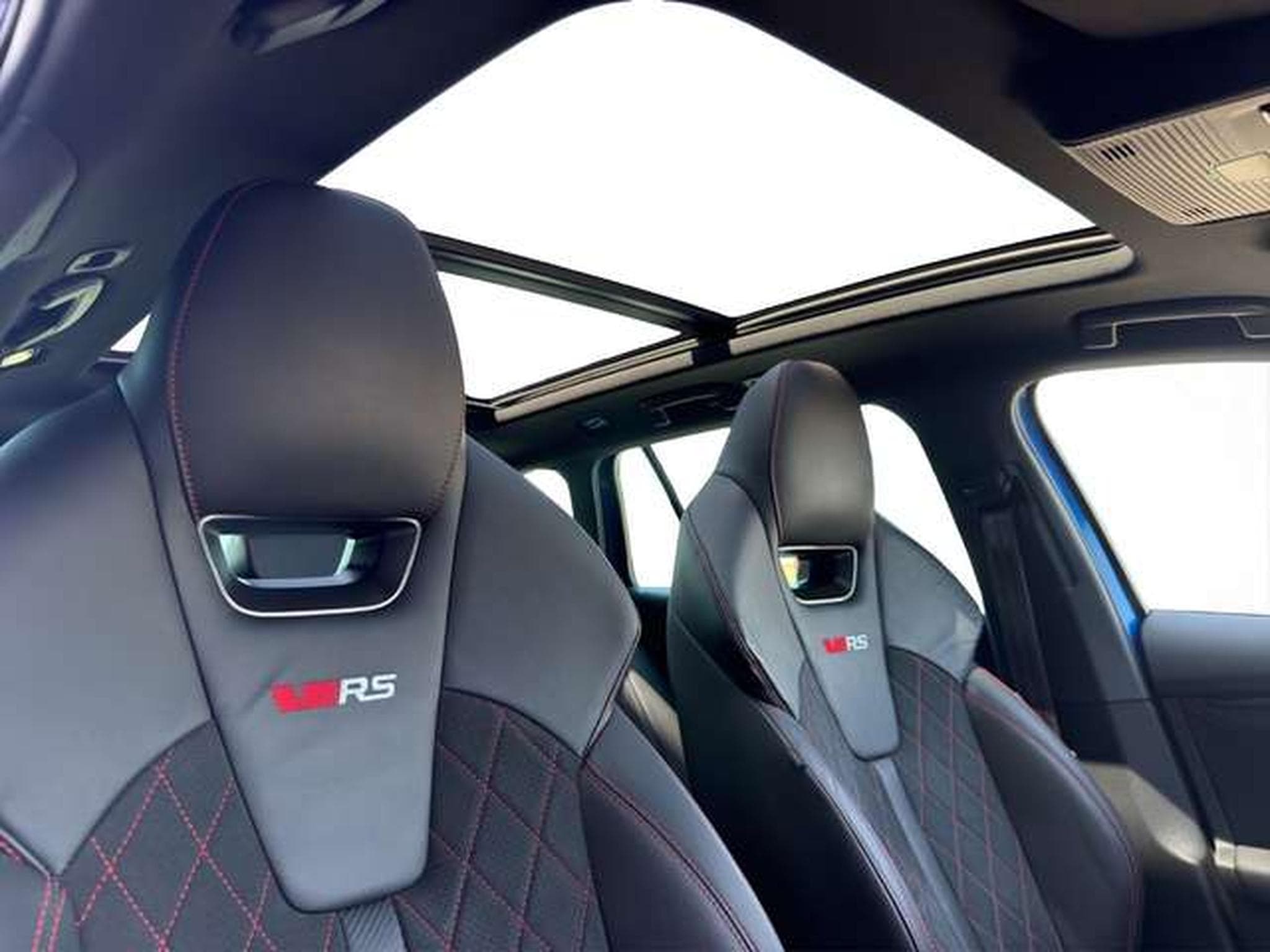 Skoda Octavia Combi RS/360°/Canton/AHK/Standhzg (2023) - Photo 21