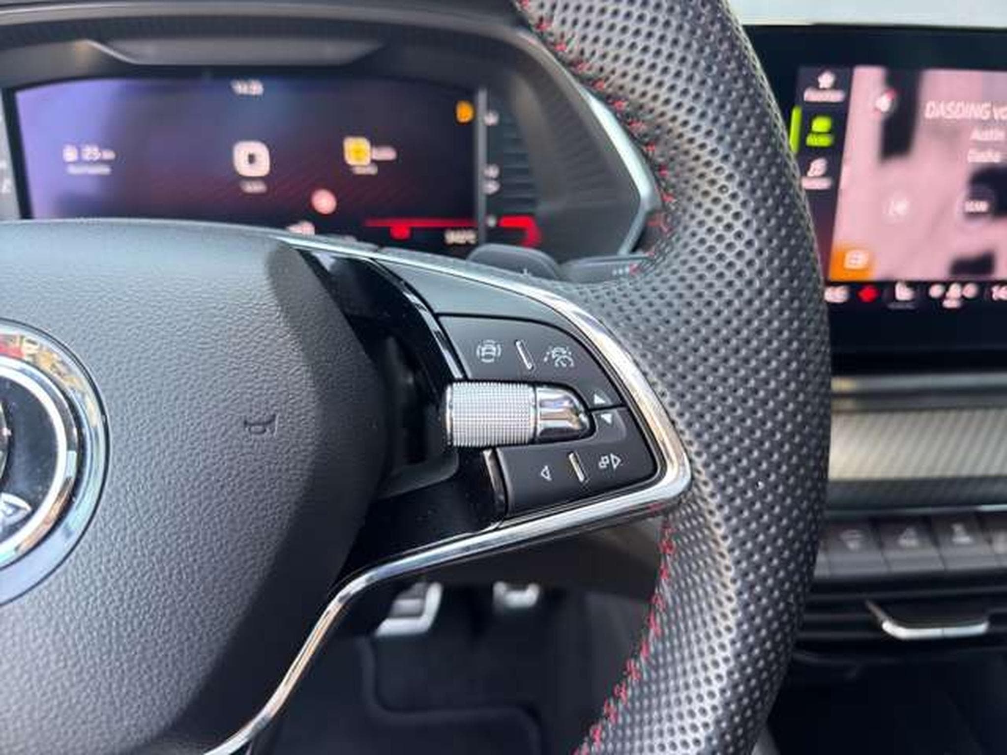 Skoda Octavia Combi RS/360°/Canton/AHK/Standhzg (2023) - Photo 27