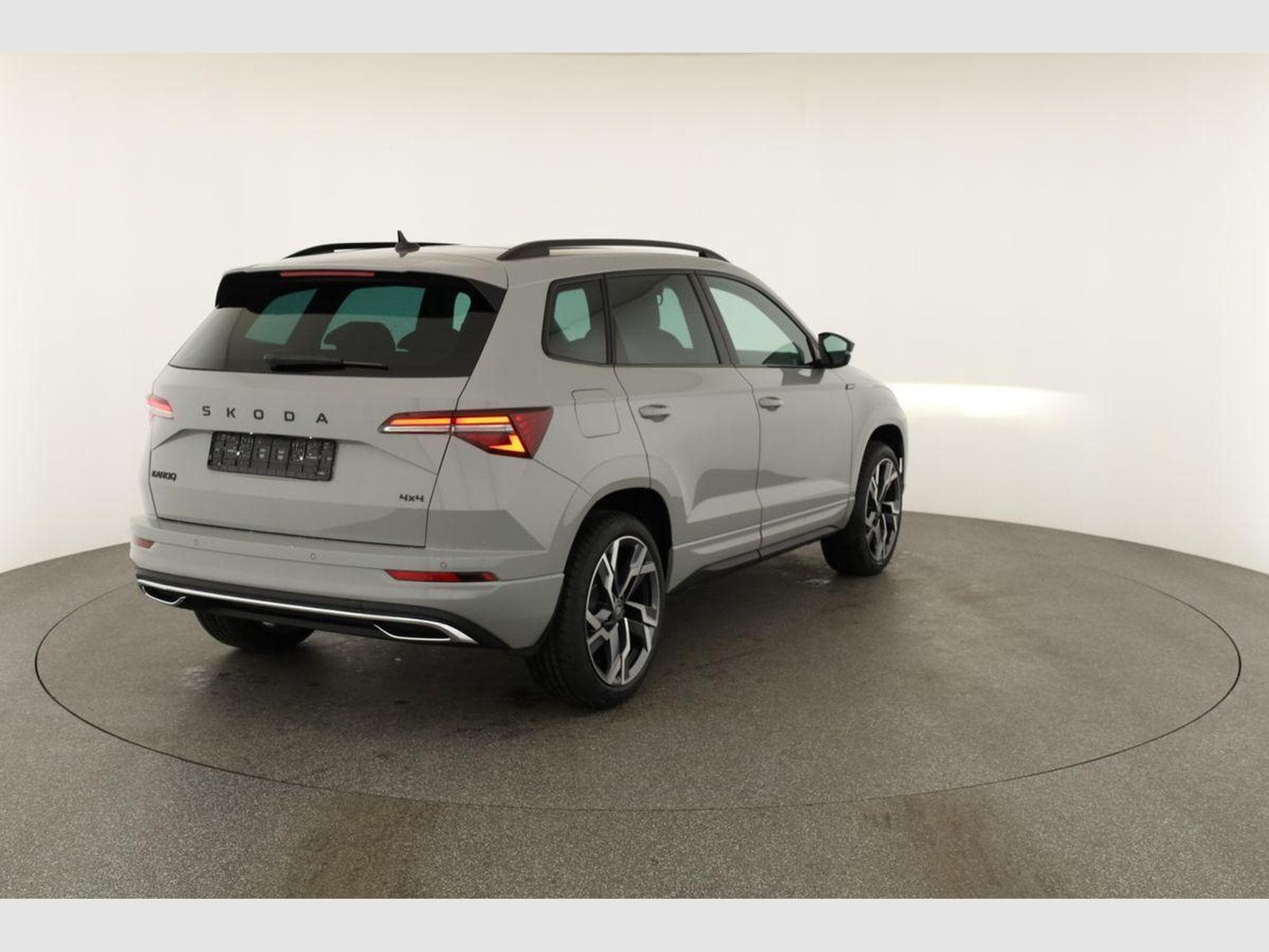 Skoda Karoq Sportline 4x4 (2026) - Photo 19