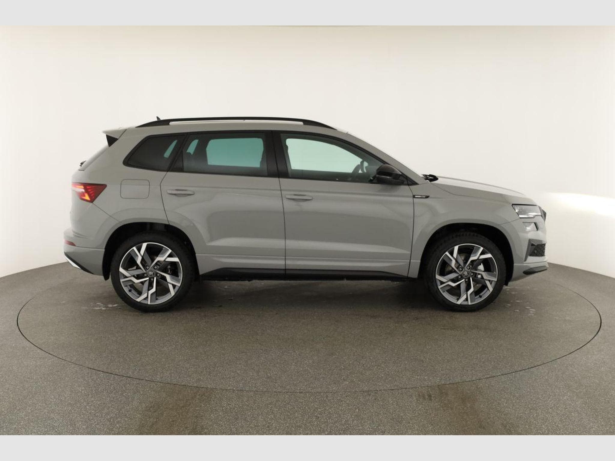 Skoda Karoq Sportline 4x4 (2026) - Photo 23