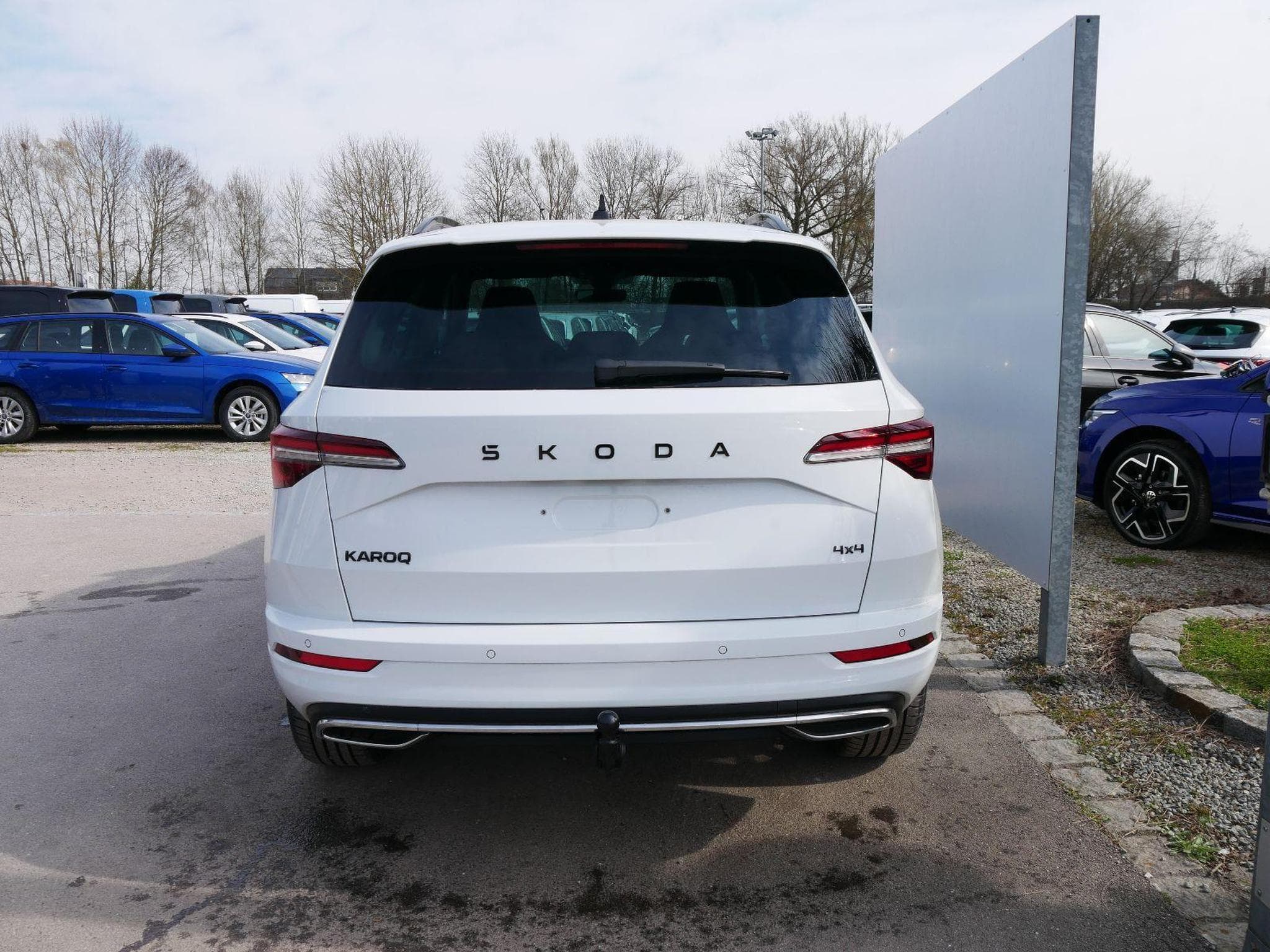Skoda Karoq Sportline 2.0 TSI 4x4 DSG (2026) - Photo 2