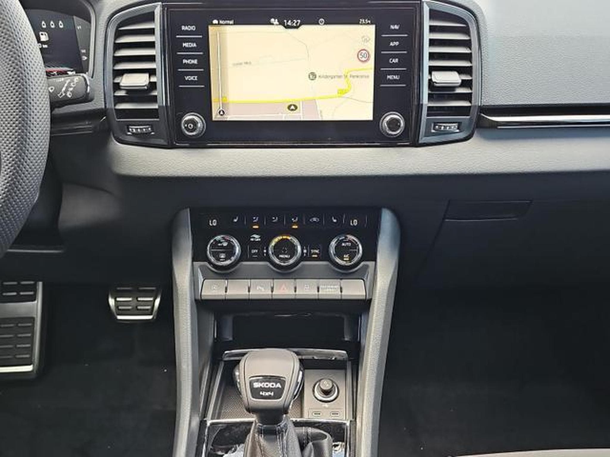 Skoda Karoq Sportline 4x4 (2026) - Photo 12