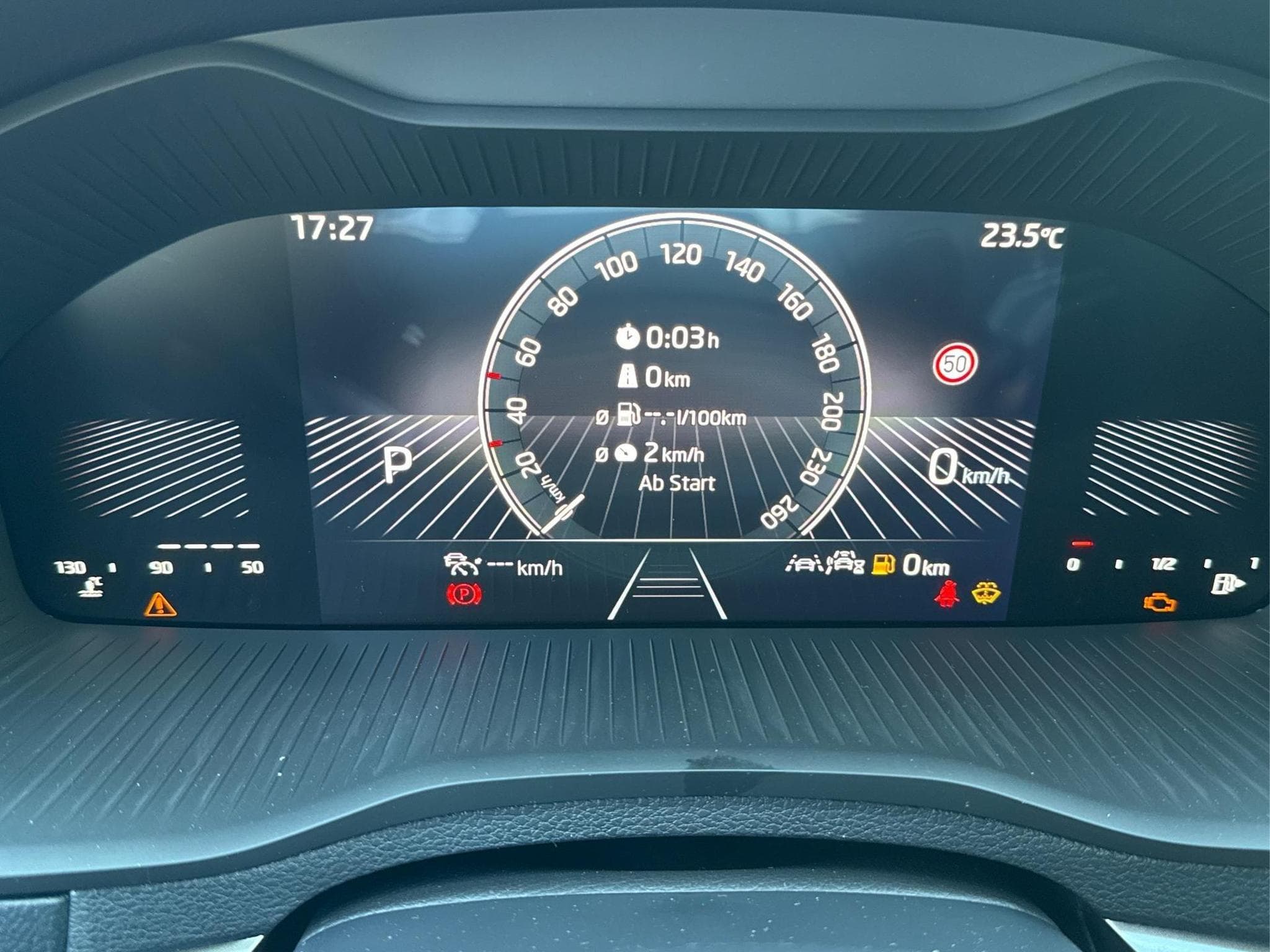 Skoda Karoq Selection (2026) - Photo 25