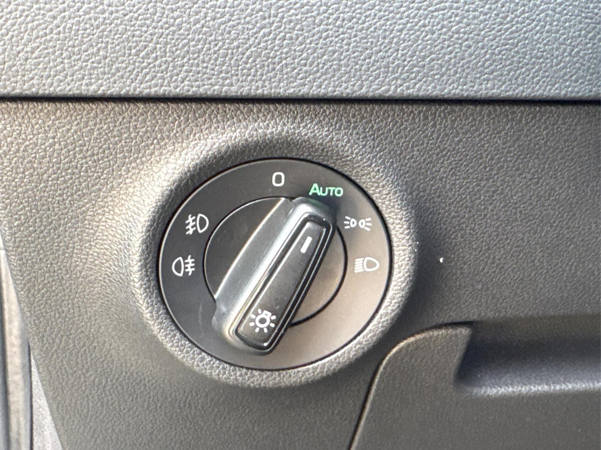 Skoda Karoq Selection (2026) - Photo 25