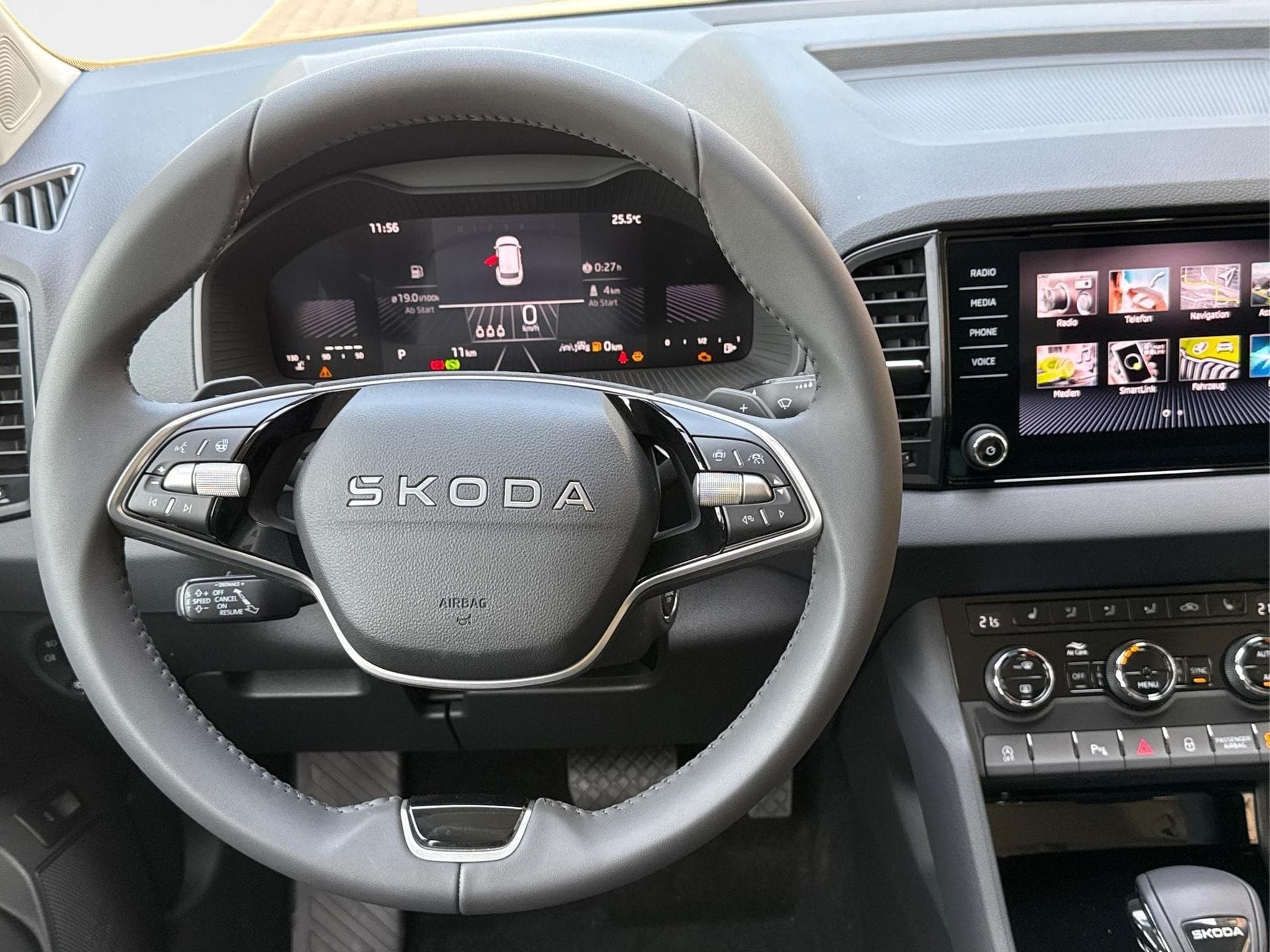 Skoda Karoq Selection (2026) - Photo 8