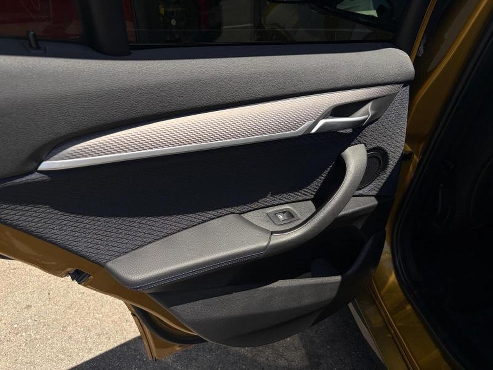 BMW X2 xDrive 20i/Pack M/Sièges chauffants/Camera/GPS/ATH (2020) - Photo 13