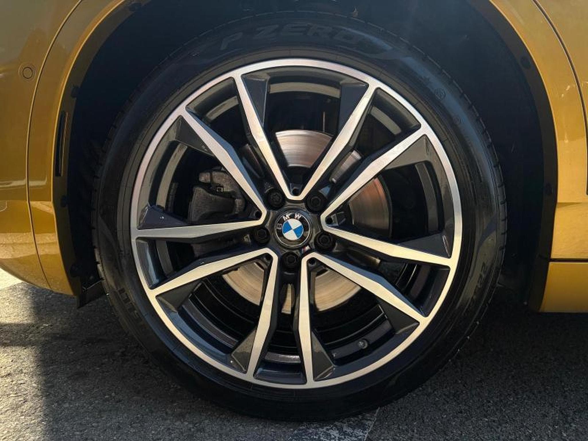 BMW X2 xDrive 20i/Pack M/Sièges chauffants/Camera/GPS/ATH (2020) - Photo 6