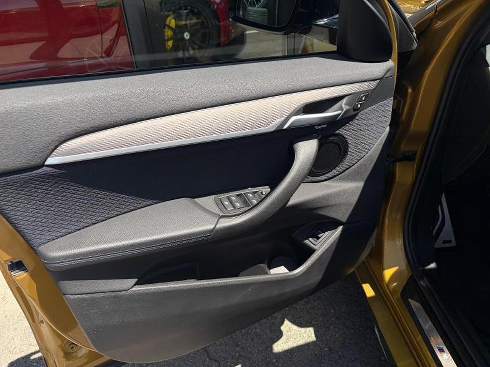 BMW X2 xDrive 20i/Pack M/Sièges chauffants/Camera/GPS/ATH (2020) - Photo 9