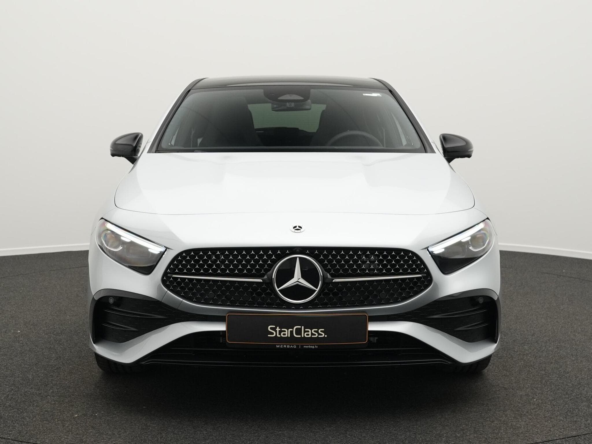 Mercedes A 250 e Pano+Multi+360°+Totw+Distr+19" (2026) - Photo 2