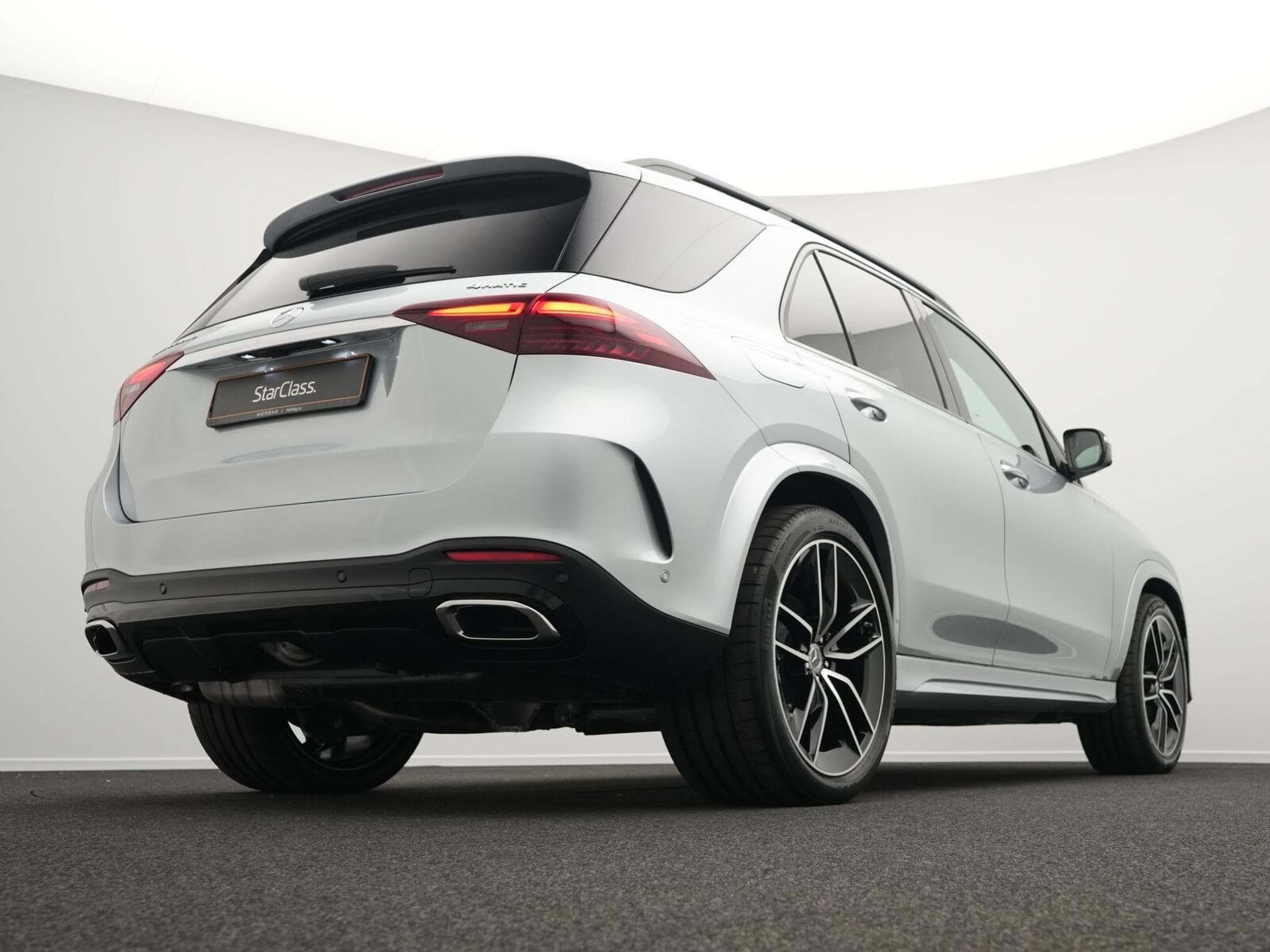 Mercedes GLE 350 de 4MATIC Pano+Multi+22"+Memo+Burm (2025) - Photo 9