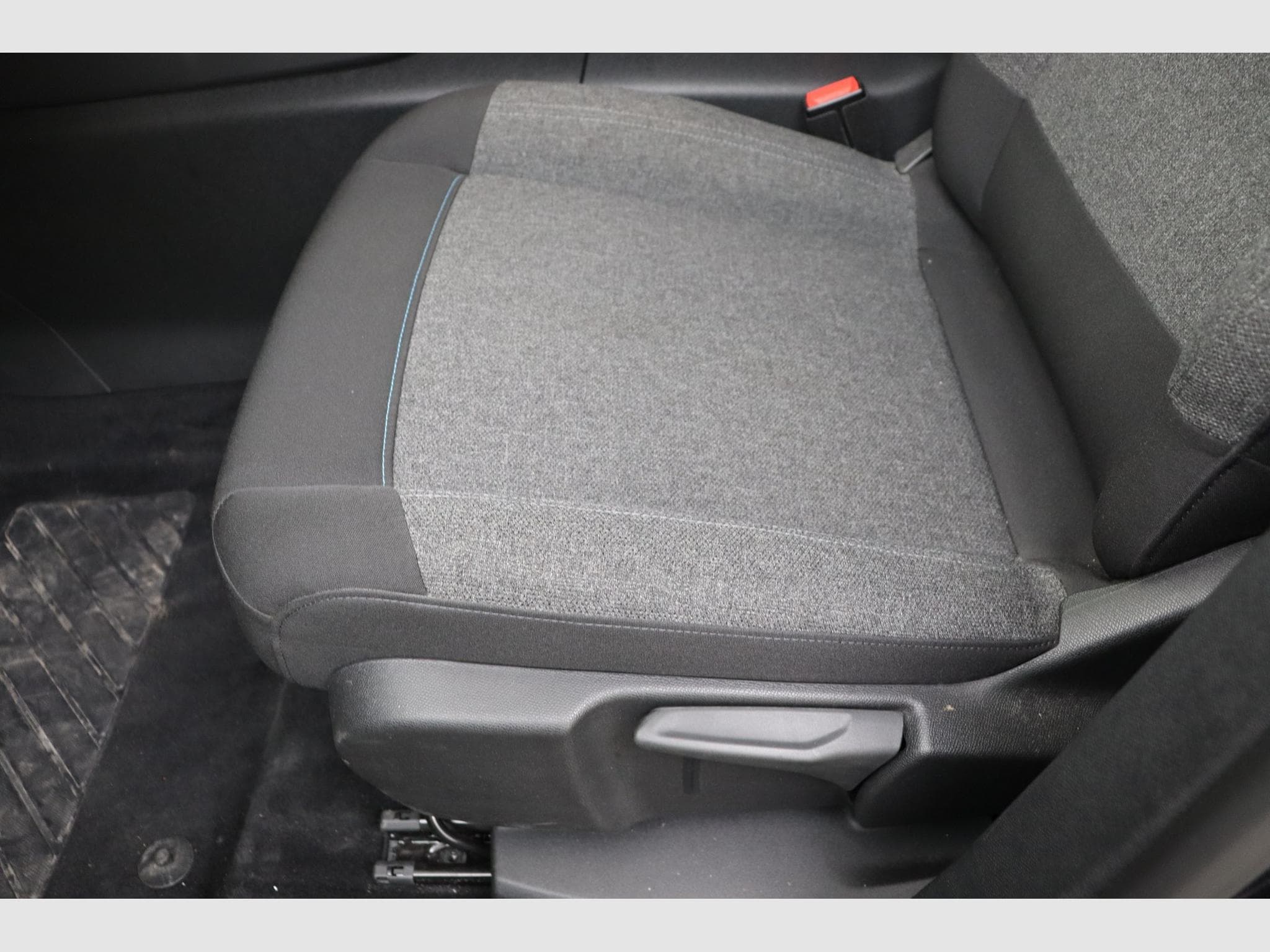 Citroen C5 AIRCROSS Plus (2025) - Photo 15