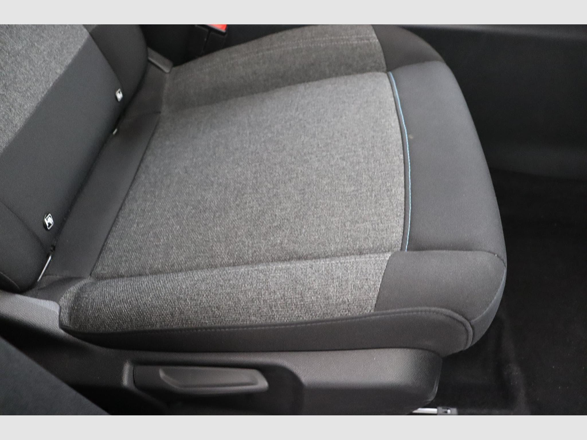 Citroen C5 AIRCROSS Plus (2025) - Photo 16