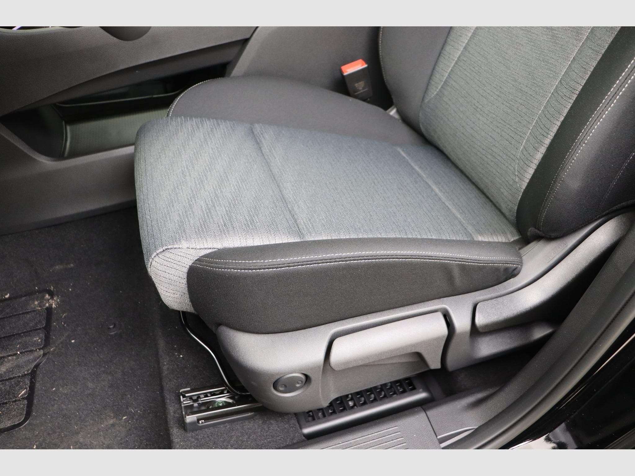 Nissan X-Trail N-Connecta (2026) - Photo 15