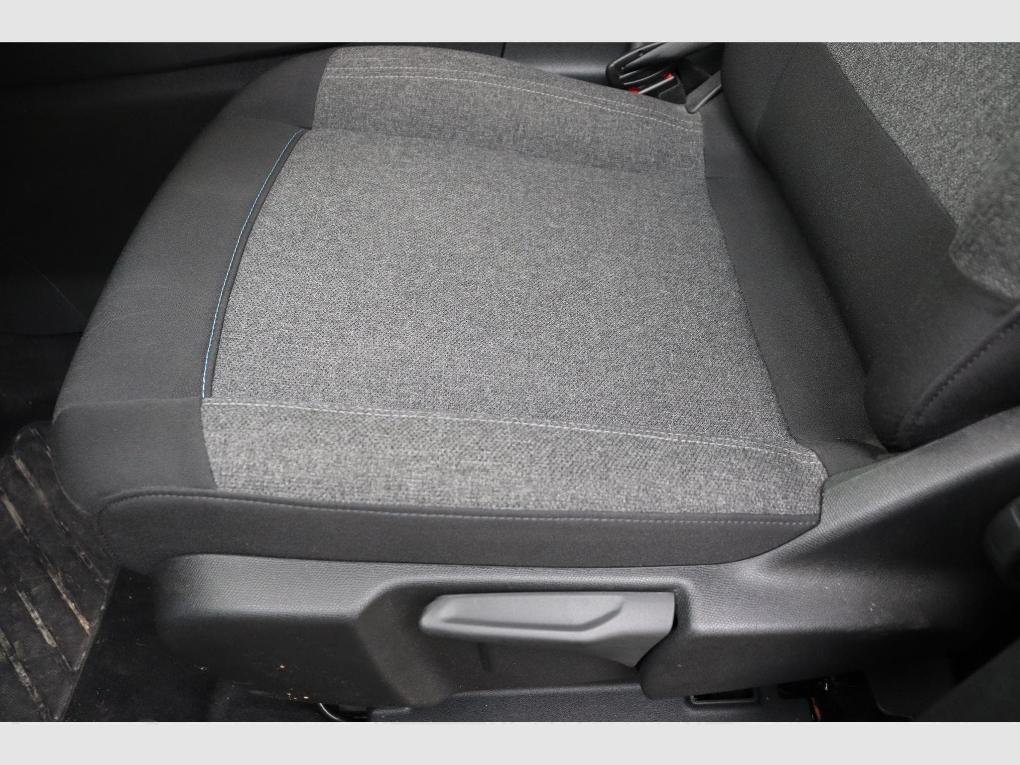 Citroen C5 AIRCROSS Plus (2025) - Photo 15