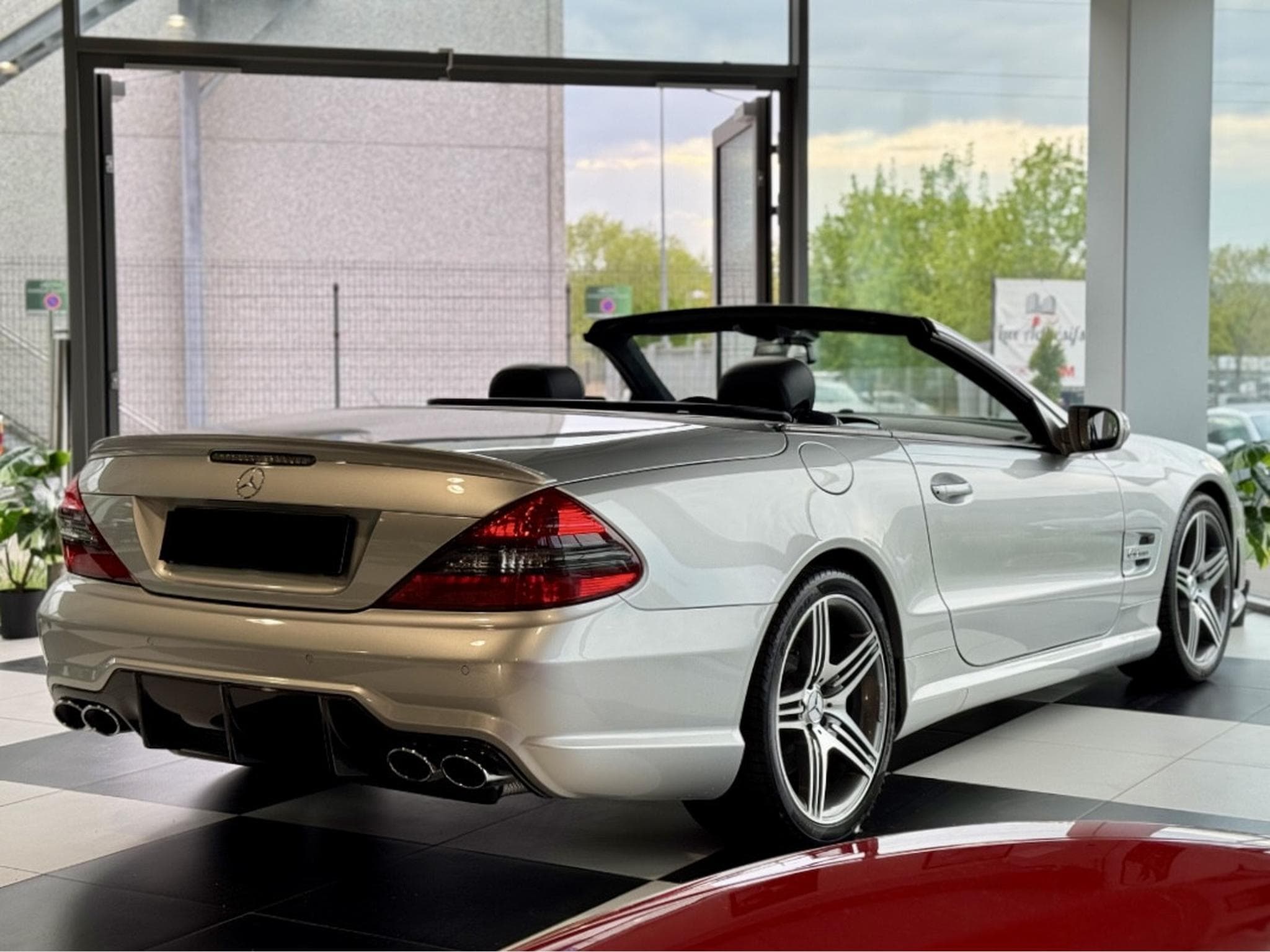 Mercedes SL 63 AMG ROADSTER V8 CARBON AIRSCARF CUIR NAVI (2008) - Photo 2