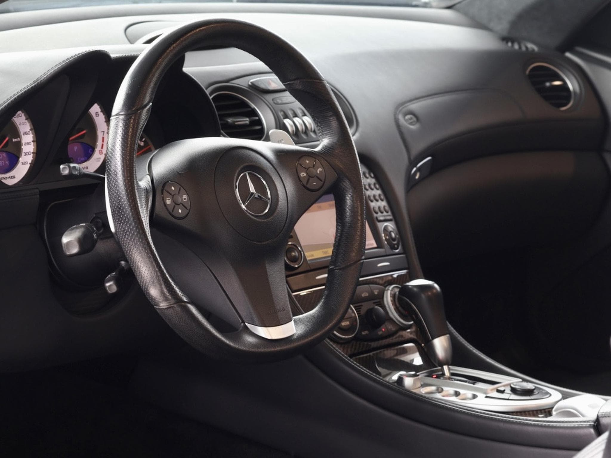 Mercedes SL 63 AMG ROADSTER V8 CARBON AIRSCARF CUIR NAVI (2008) - Photo 5