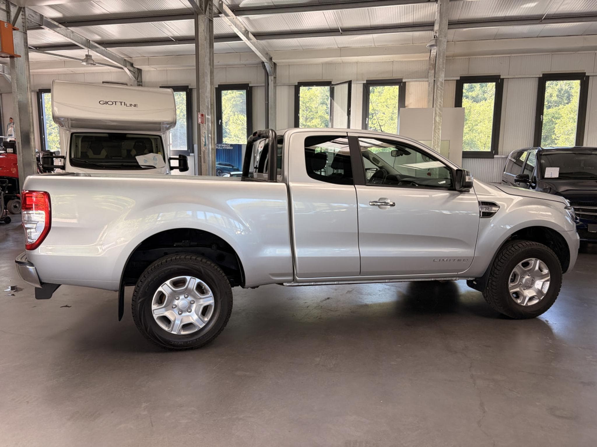 Ford Ranger 200HP 4X4 (2018) - Photo 2