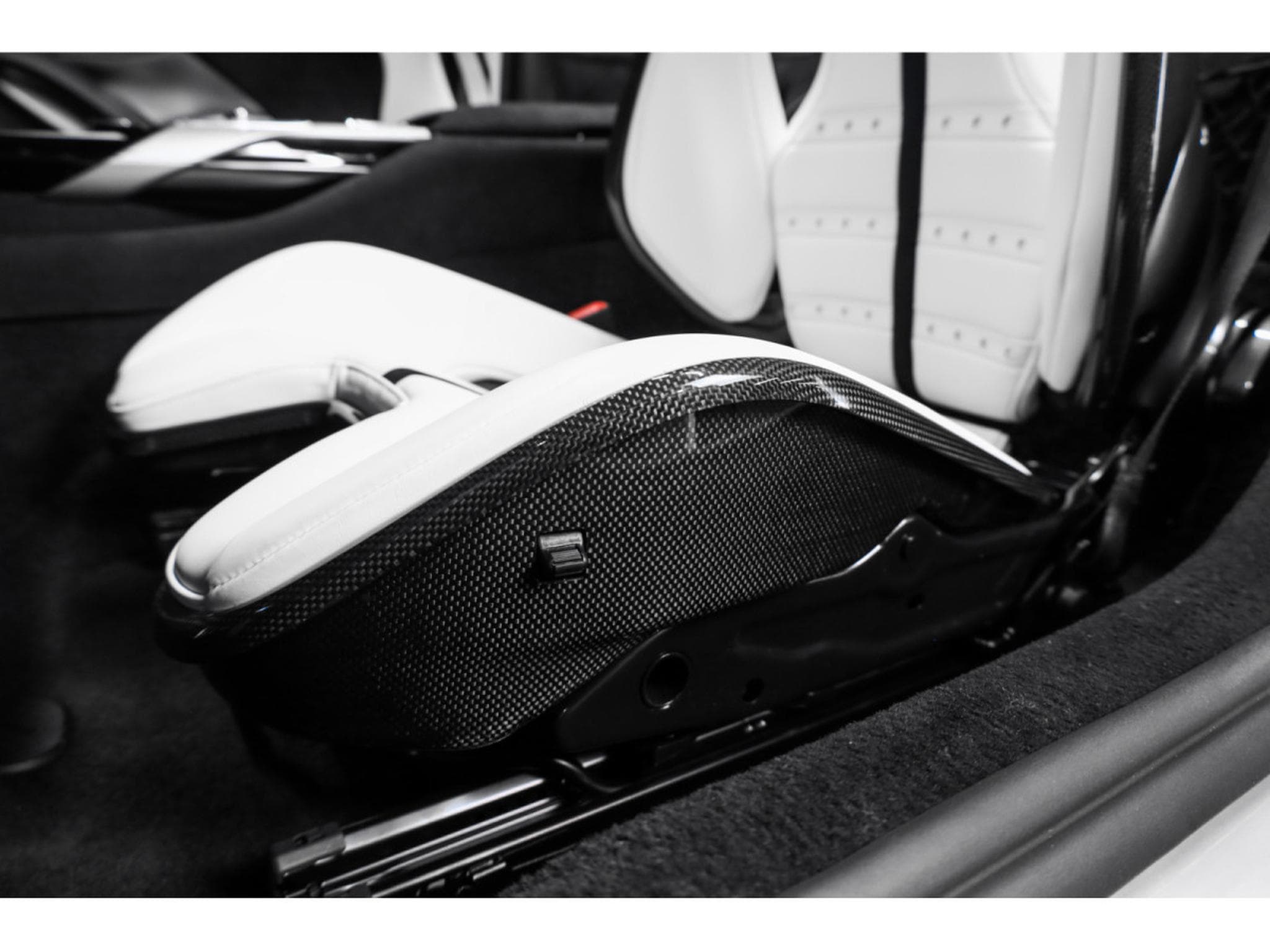 Ferrari 12Cilindri Spider 6.5 V12 - AZZURRO LA PLATA EXTRARANGE (2026) - Photo 25