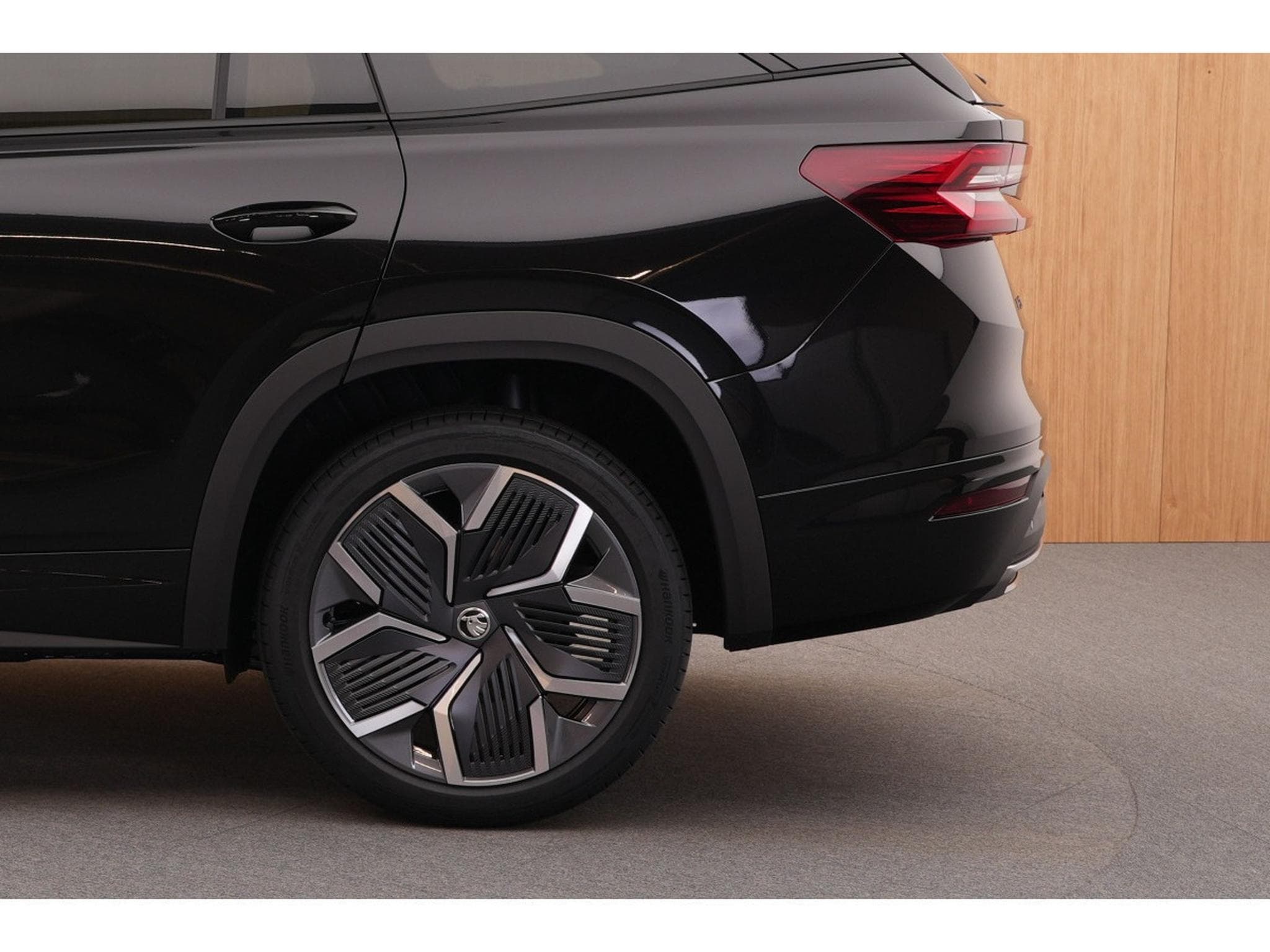 Skoda Kodiaq Sportline 2.0 TSI DSG 150kW-204CV - 7 Places - Garantie 5 an (2026) - Photo 18