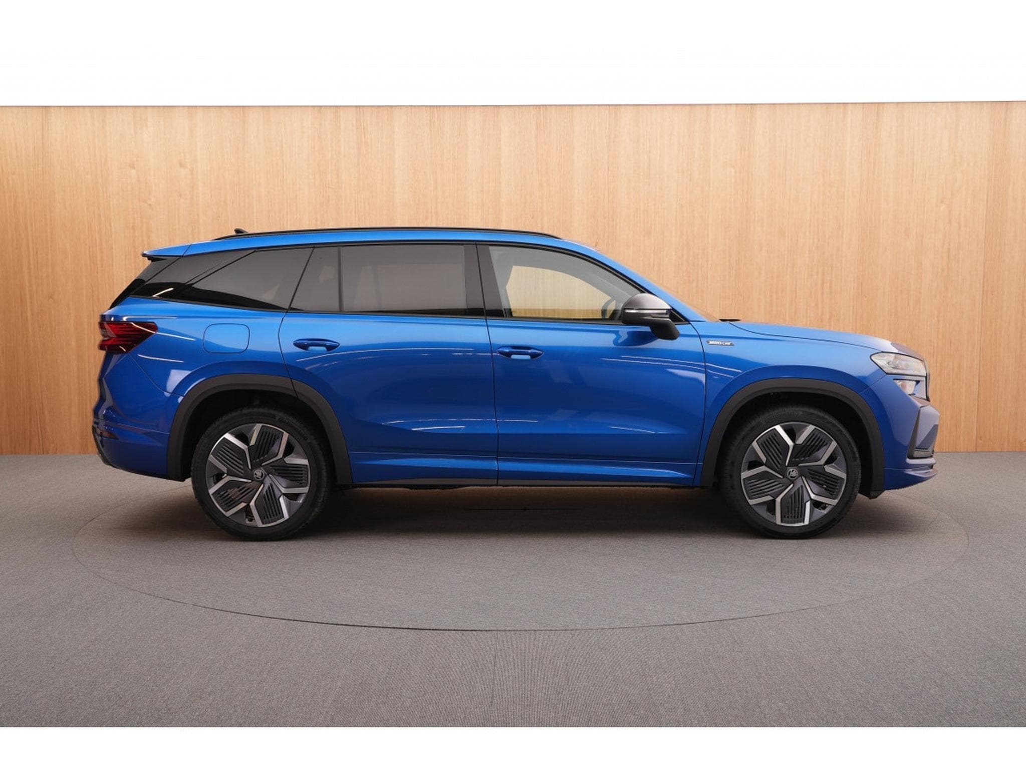 Skoda Kodiaq Sportline 1.5 TSI DSG 110 kW-150CV - 7 Places - Toit Ouvrant (2026) - Photo 9