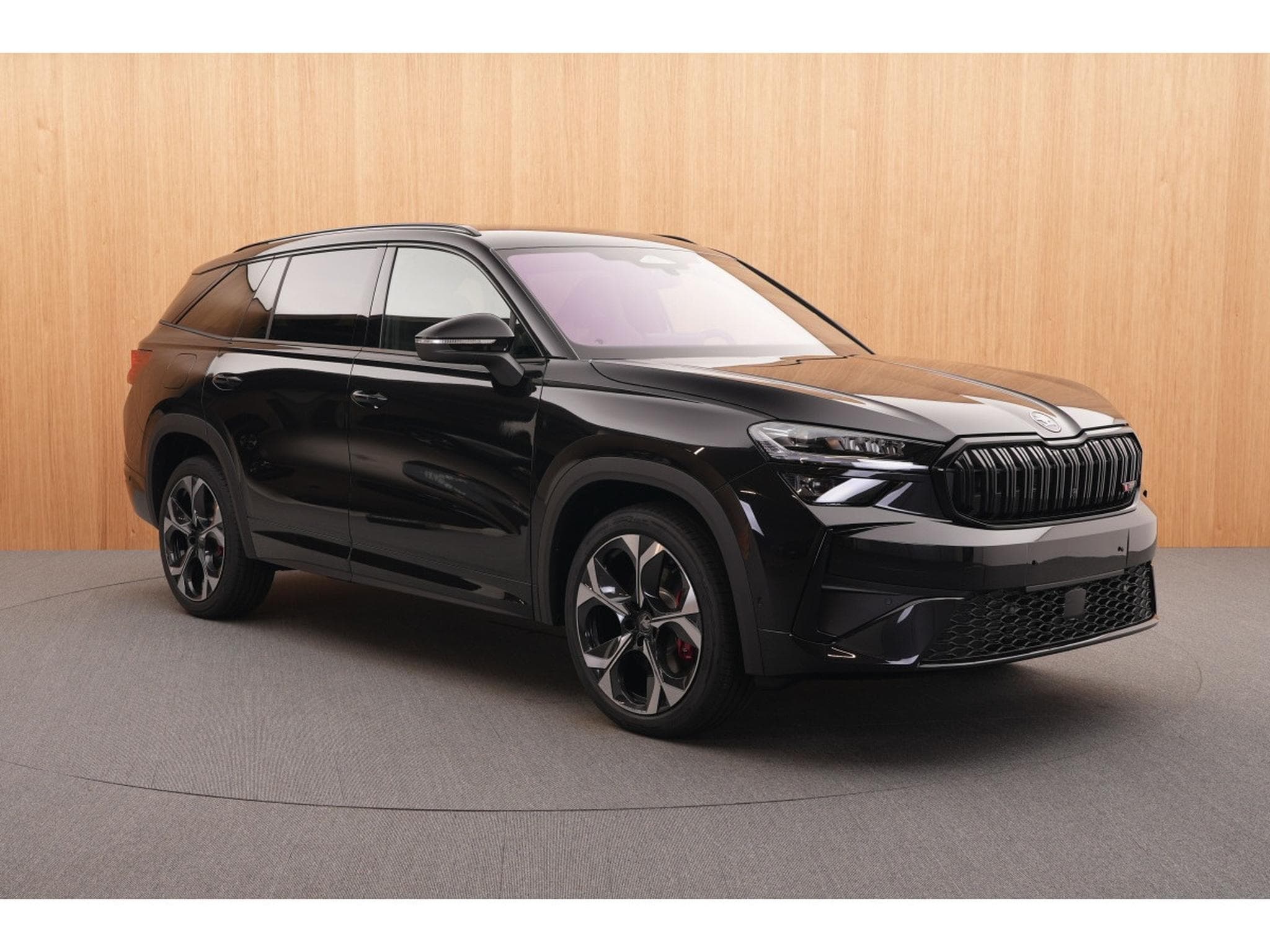 Skoda Kodiaq RS 2.0 TSI 4X4 DSG 195kW-265CV (2026) - Photo 12
