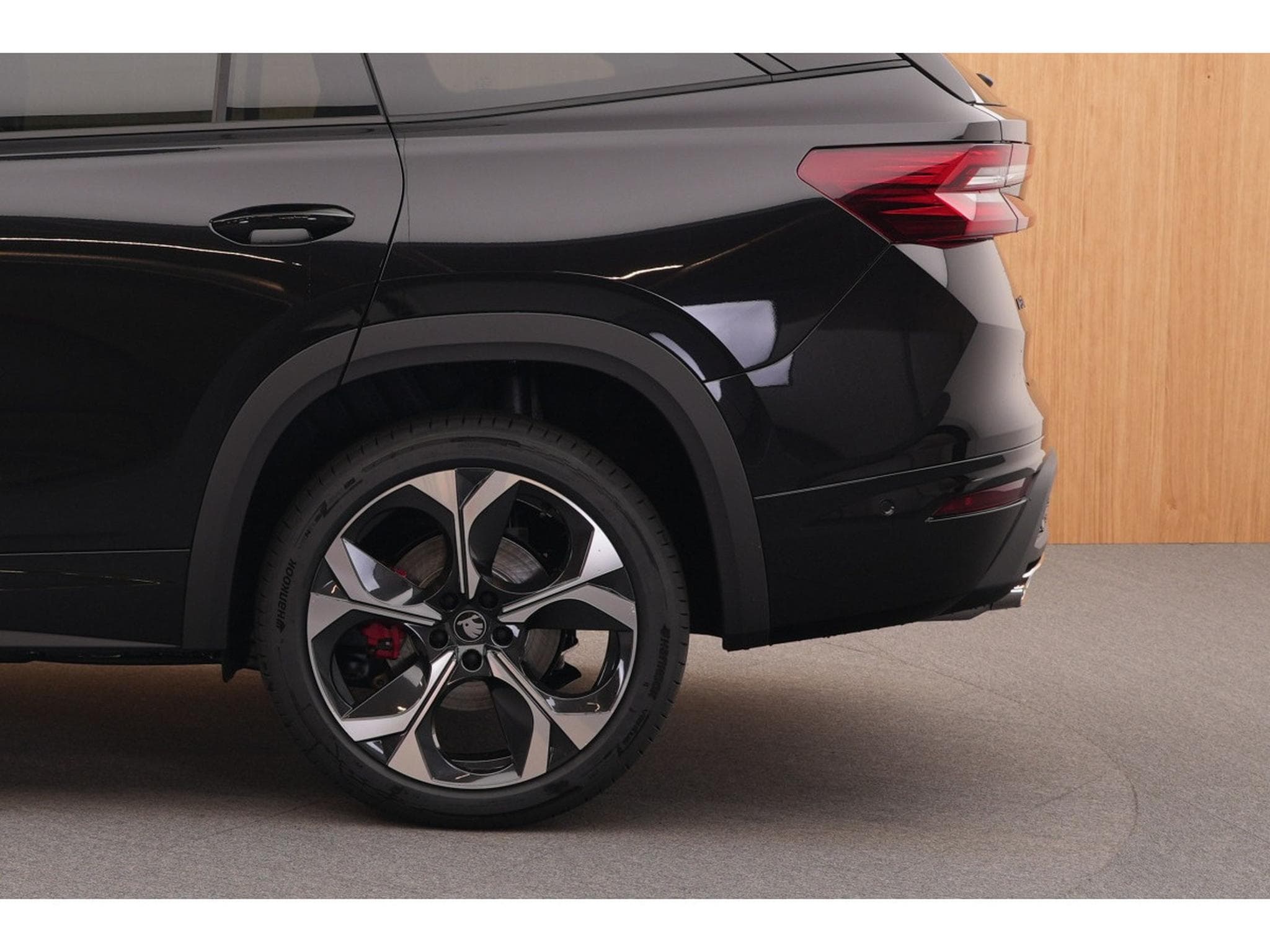 Skoda Kodiaq RS 2.0 TSI 4X4 DSG 195kW-265CV (2026) - Photo 19
