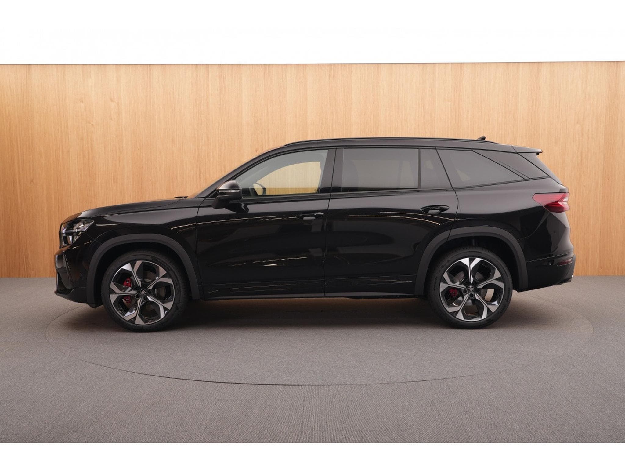 Skoda Kodiaq RS 2.0 TSI 4X4 DSG 195kW-265CV (2026) - Photo 8