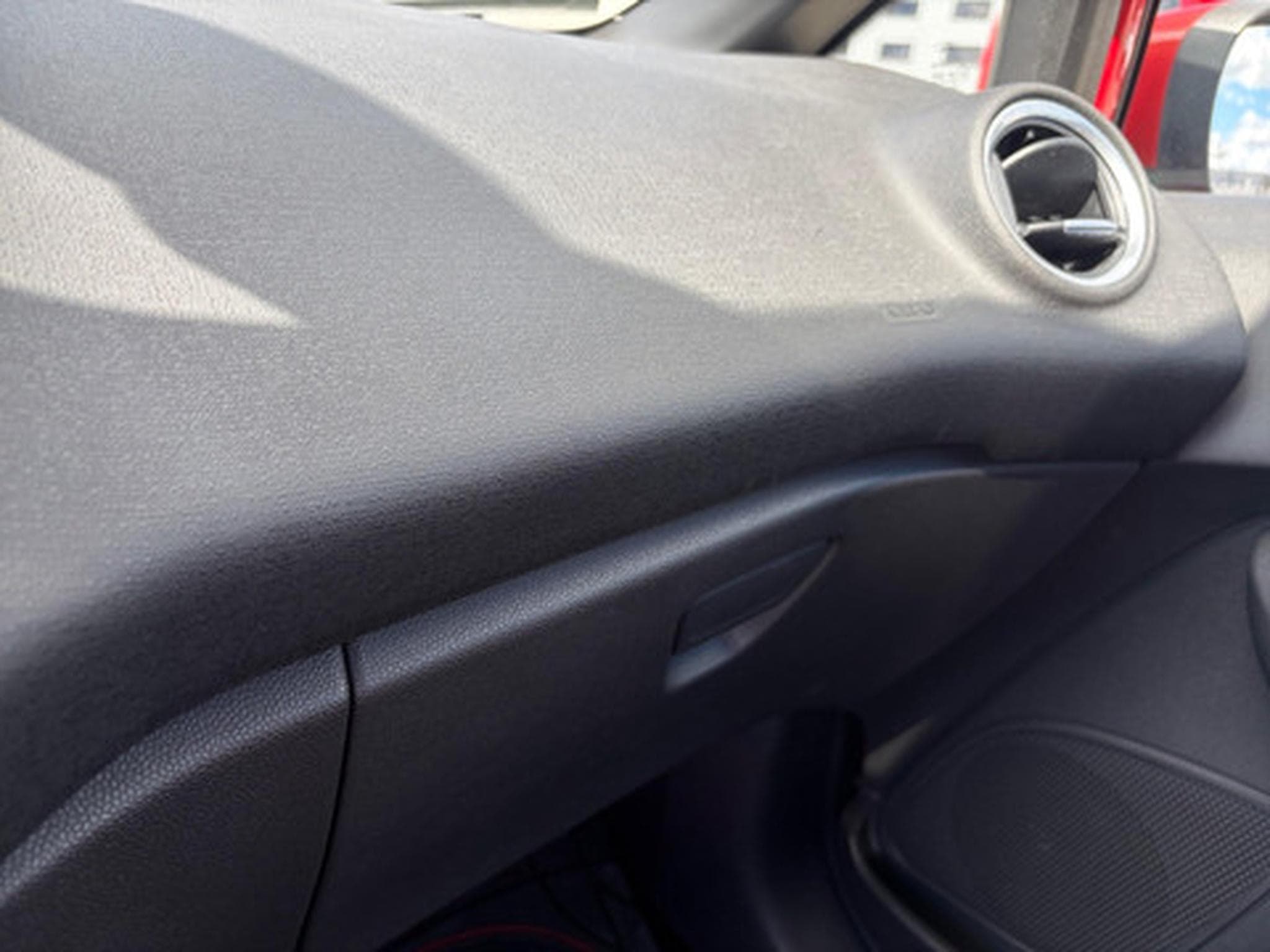 Ford Fiesta 1.6i Ecoboost 134kW ST2 (2016) - Photo 10
