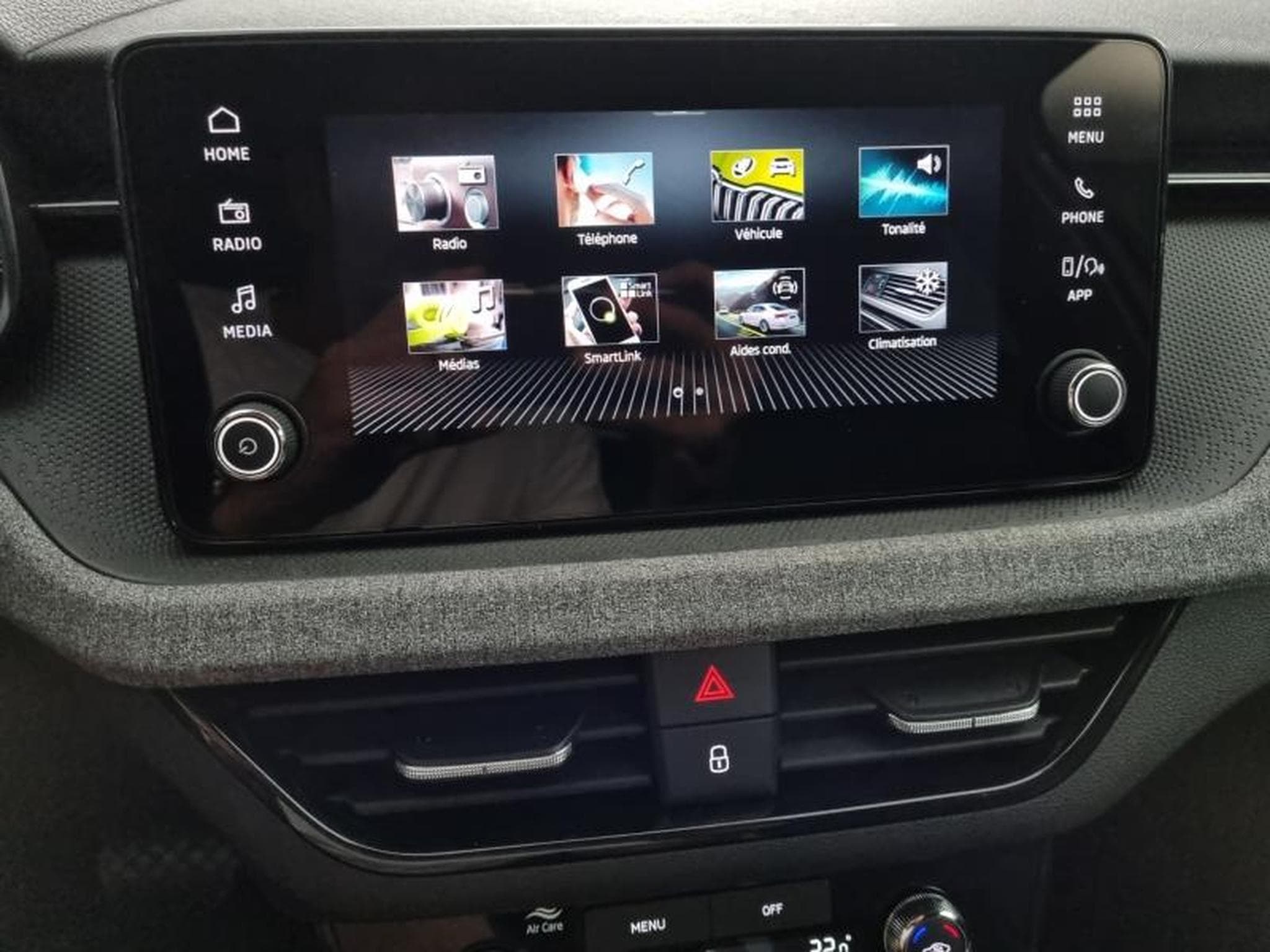 Skoda Scala -35% 1.0 TSI Evo2 116ch Selection (2025) - Photo 19