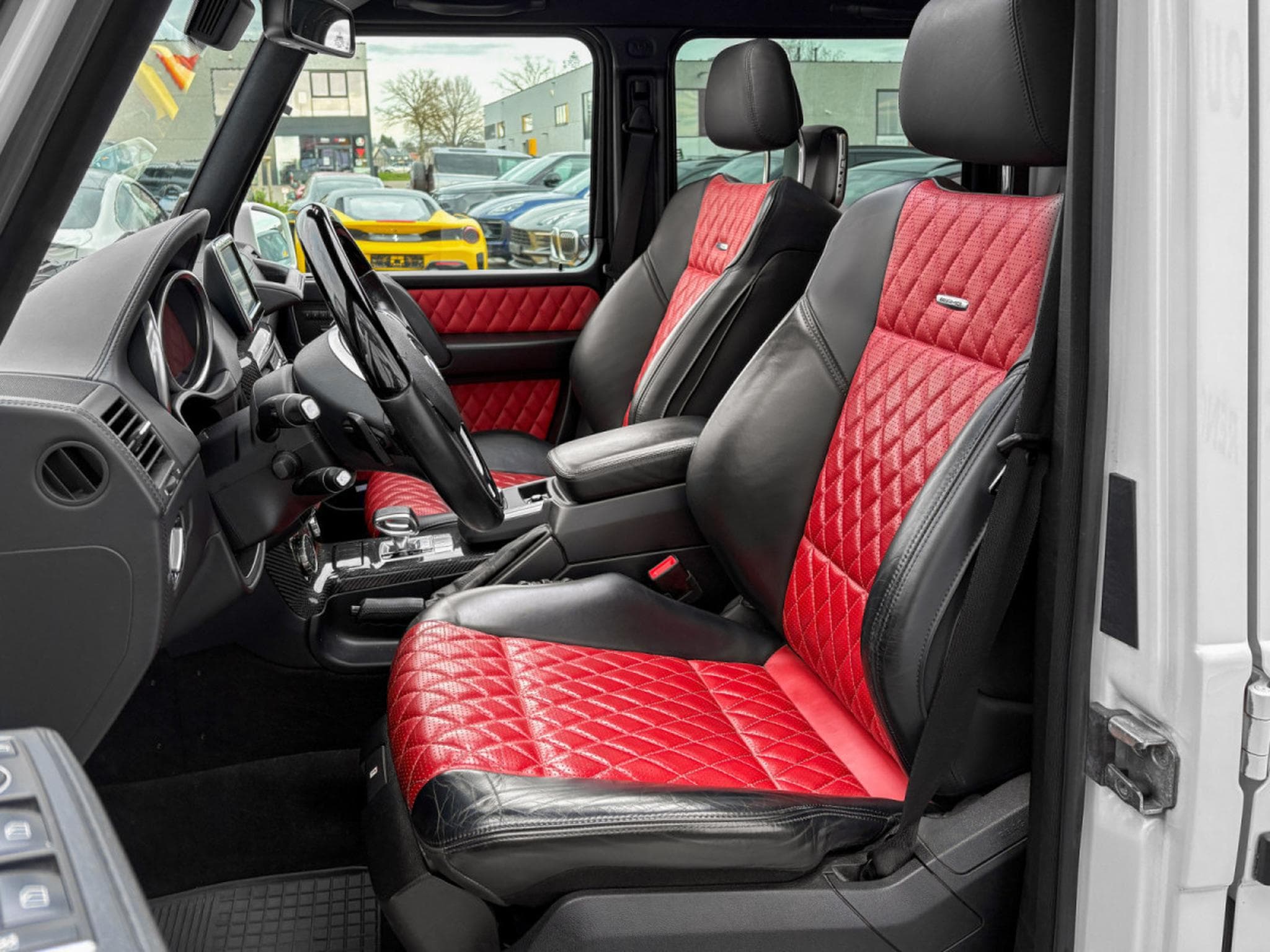 Mercedes G 63 AMG G63 AMG DESIGNO/DISTRO+/MULTMEDIA/VOLL (2015) - Photo 19