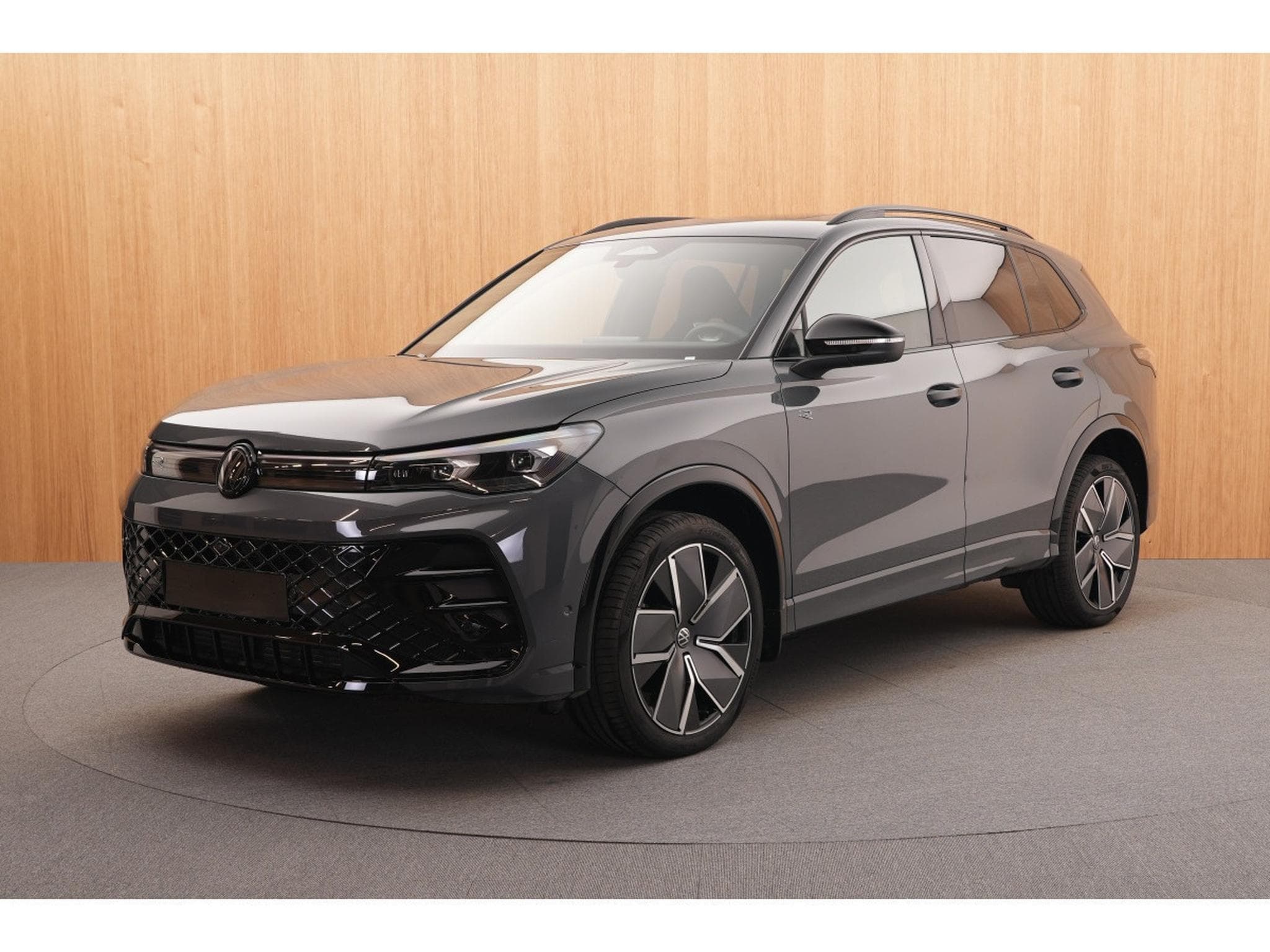 VW Tiguan R-Line 2.0 TDI 4Motion 142KW-193CV DSG7 - Toit Ouvrant - Att (2025) - Photo 1