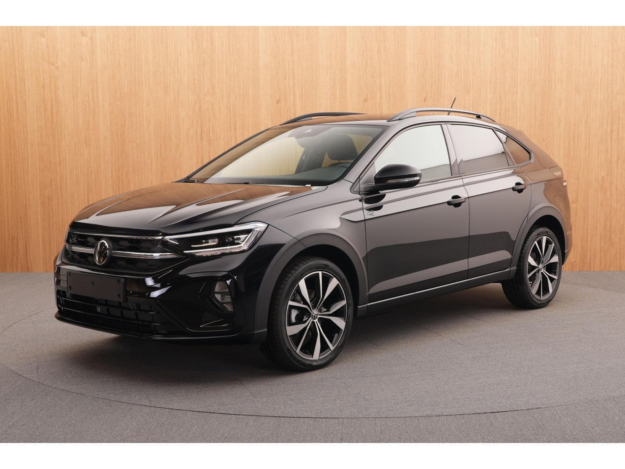 VW Taigo R-line 1.5 TSI 110KW-150CV DSG7 - Attelage - Jantes 18" - (2026) - Photo 1