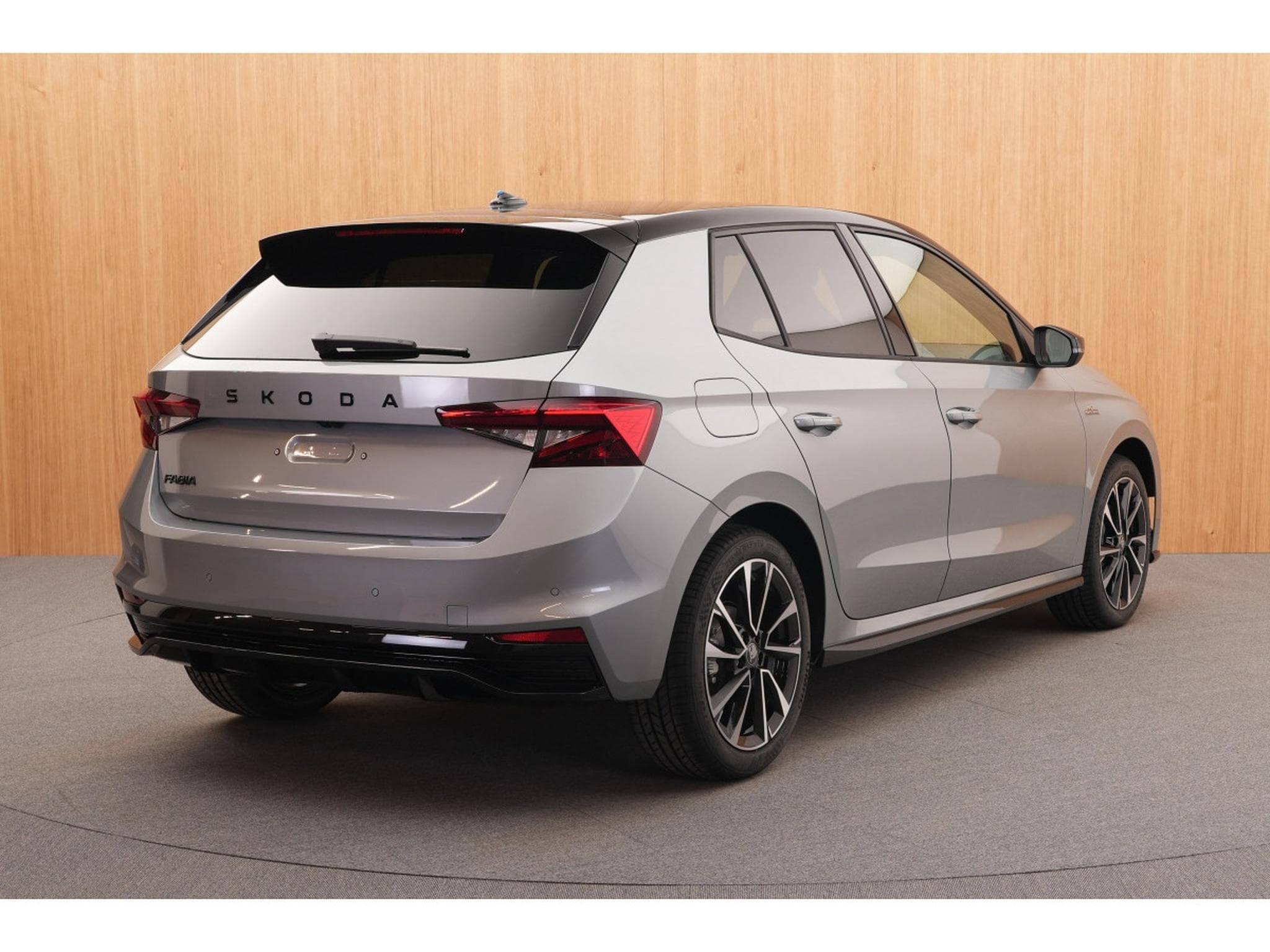 Skoda Fabia Monte Carlo 1.5 TSI 110kW-150CV DSG7 -  Garantie 5 ans / 100 (2026) - Photo 8