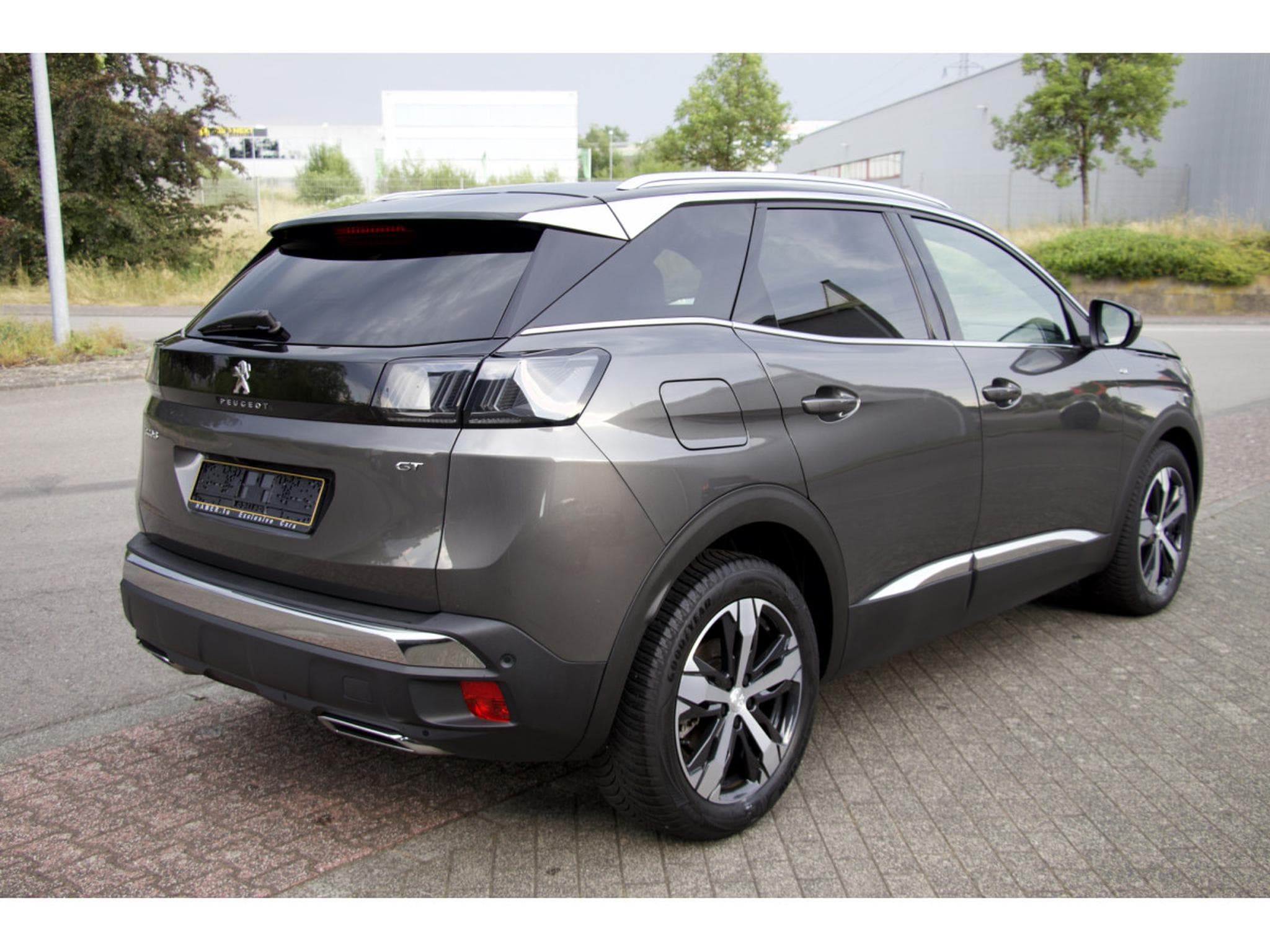 Peugeot 3008 BlueHDi 130 EAT8 GT ACC Cuir 360° Focal toit panoramique (2023) - Photo 4