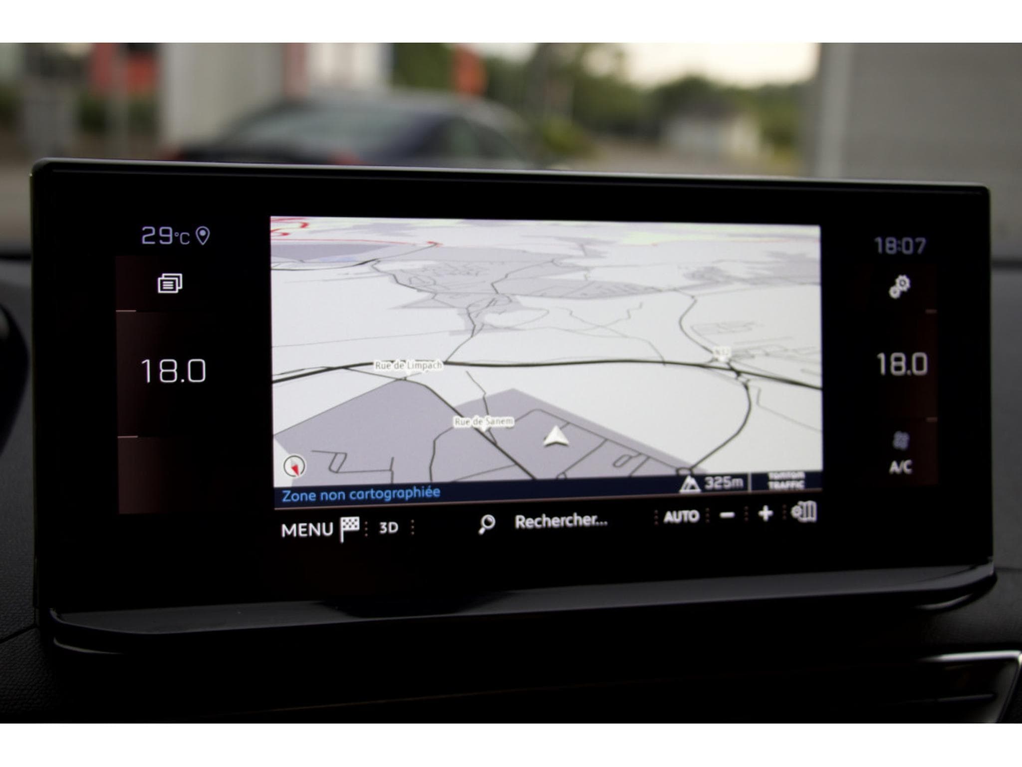 Peugeot 3008 BlueHDi 130 EAT8 GT ACC Cuir 360° Focal toit panoramique (2023) - Photo 8