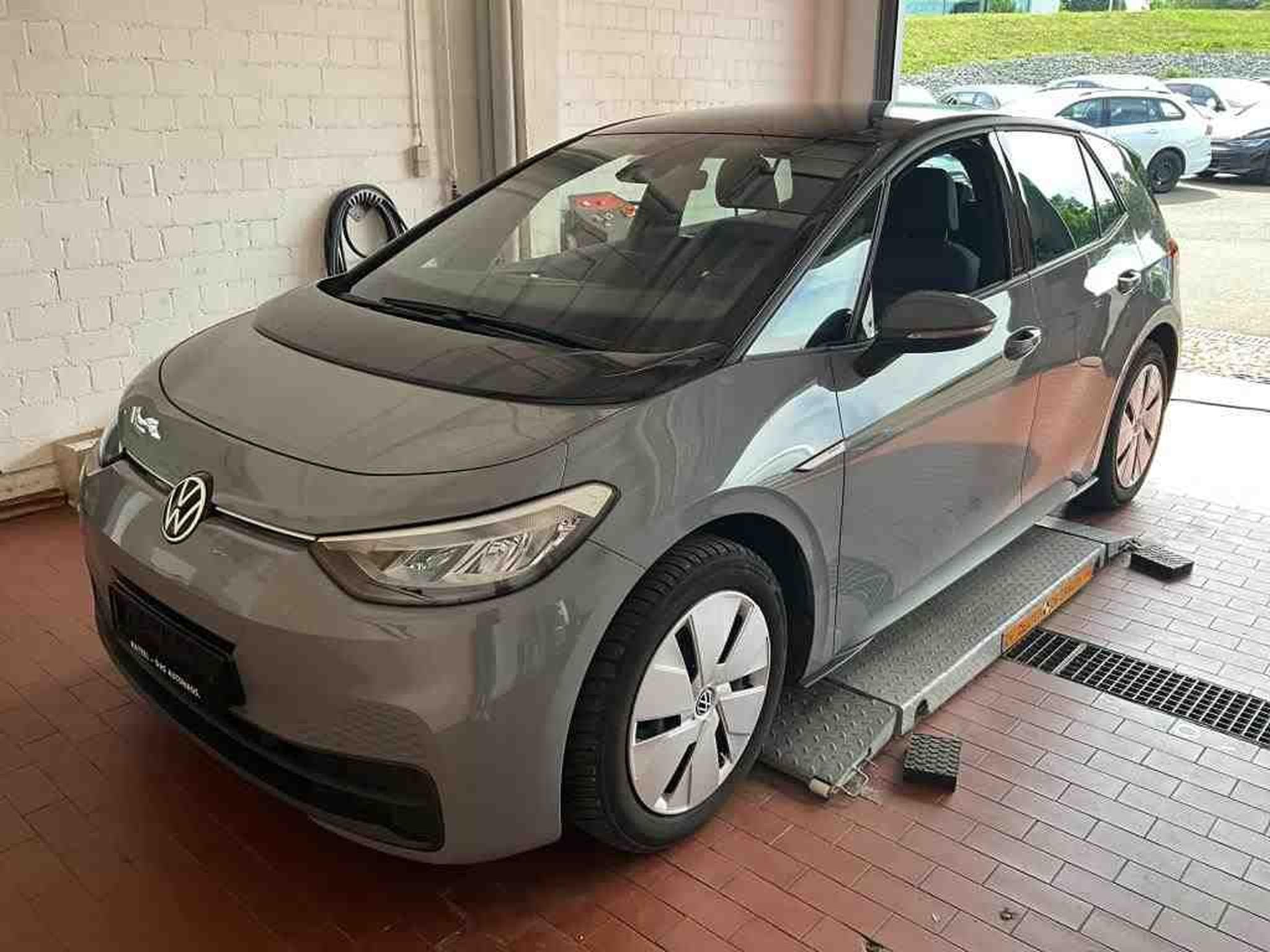 VW ID.3 Pro Performance (2023) - Photo 1