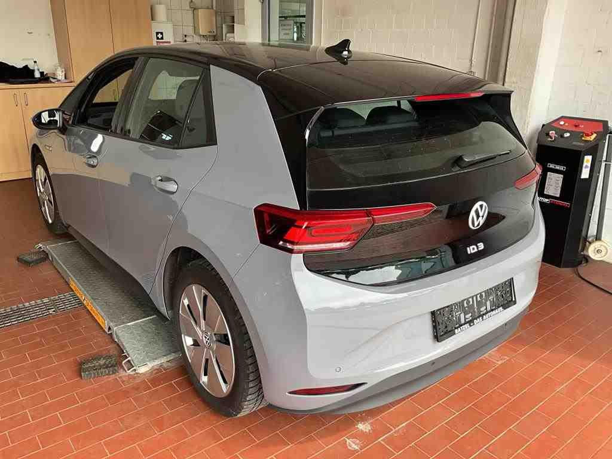 VW ID.3 Pro Performance (2023) - Photo 3