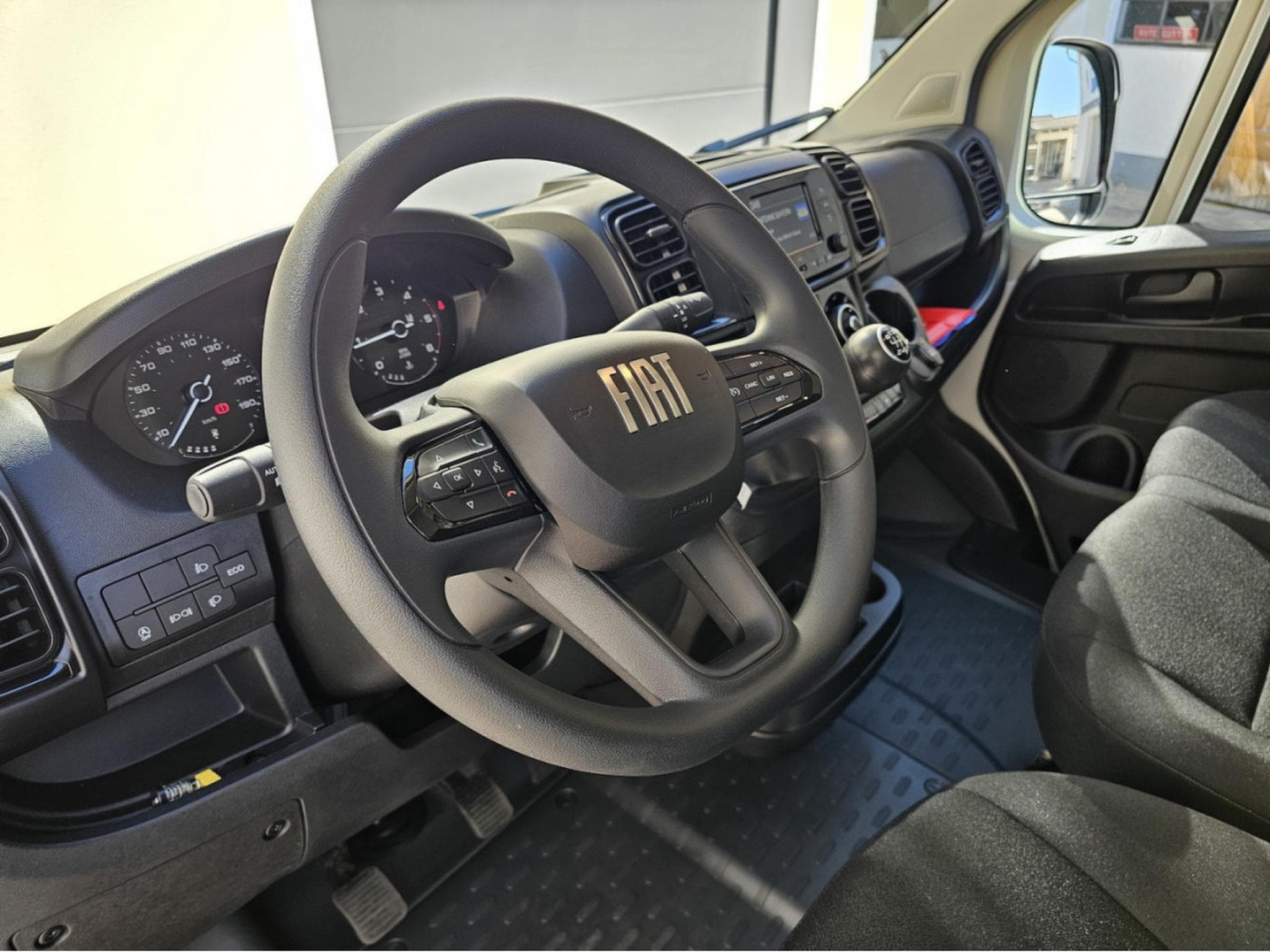 Fiat Ducato 2.2 Mjet 140 Double Cabine L4 Tribenne (2026) - Photo 8