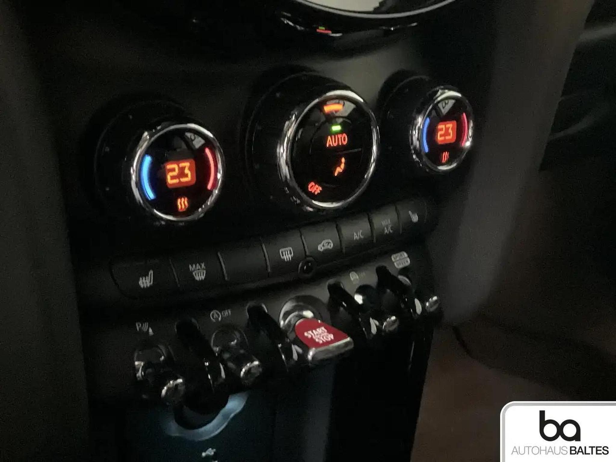 Mini Cooper (2024) - Photo 9