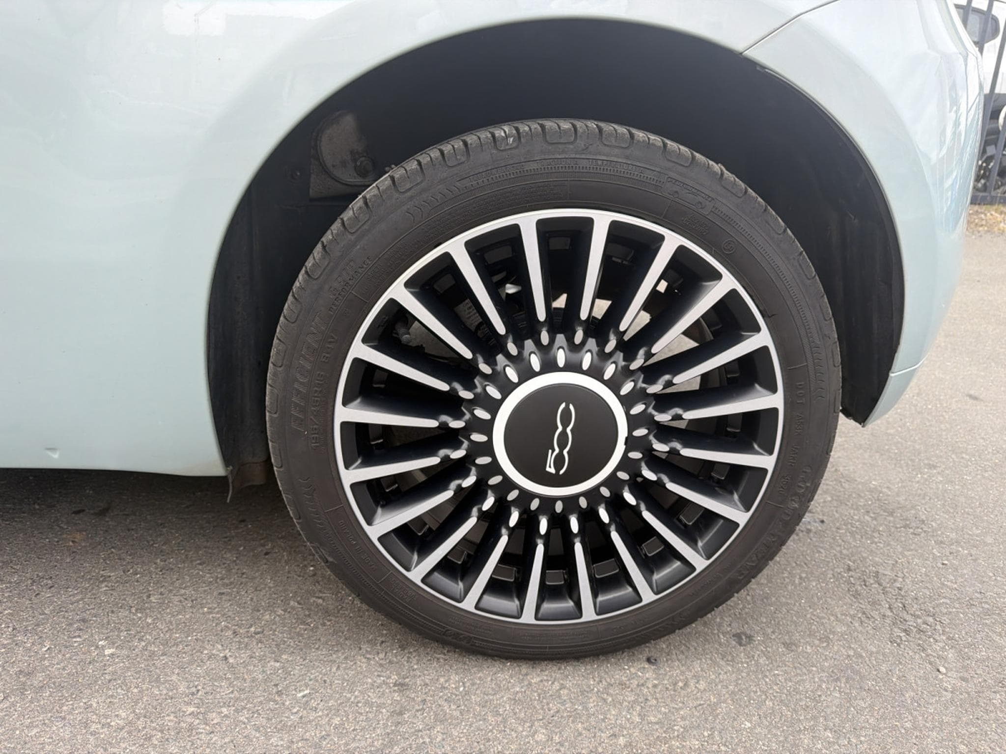 Fiat 500 1.0 HYBRIDE Launch Edition 70CV BPM6 (2021) - Photo 7