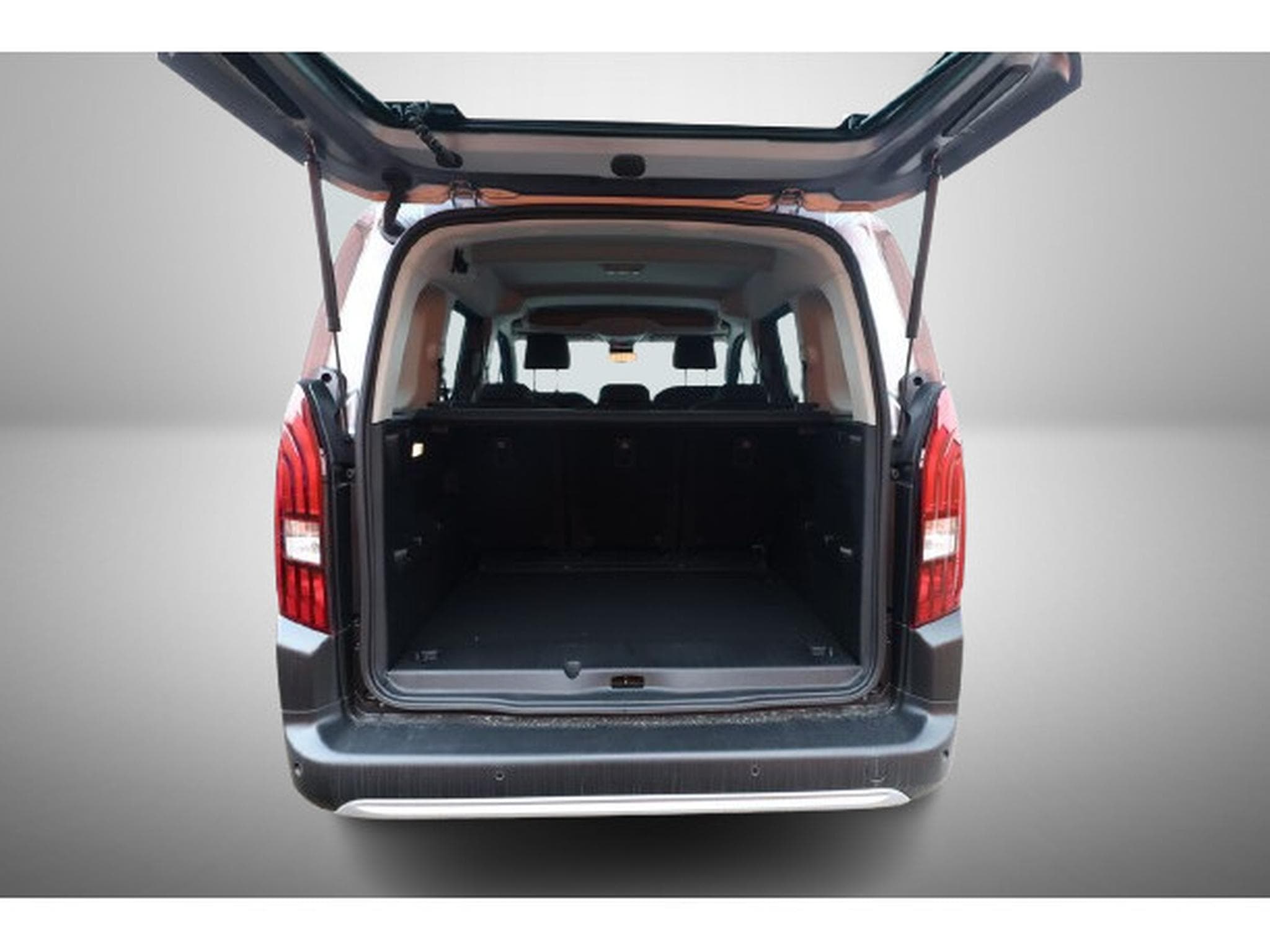 Peugeot Rifter 1.5 BlueHDI 130 EAT8 L1 GT (2025) - Photo 11