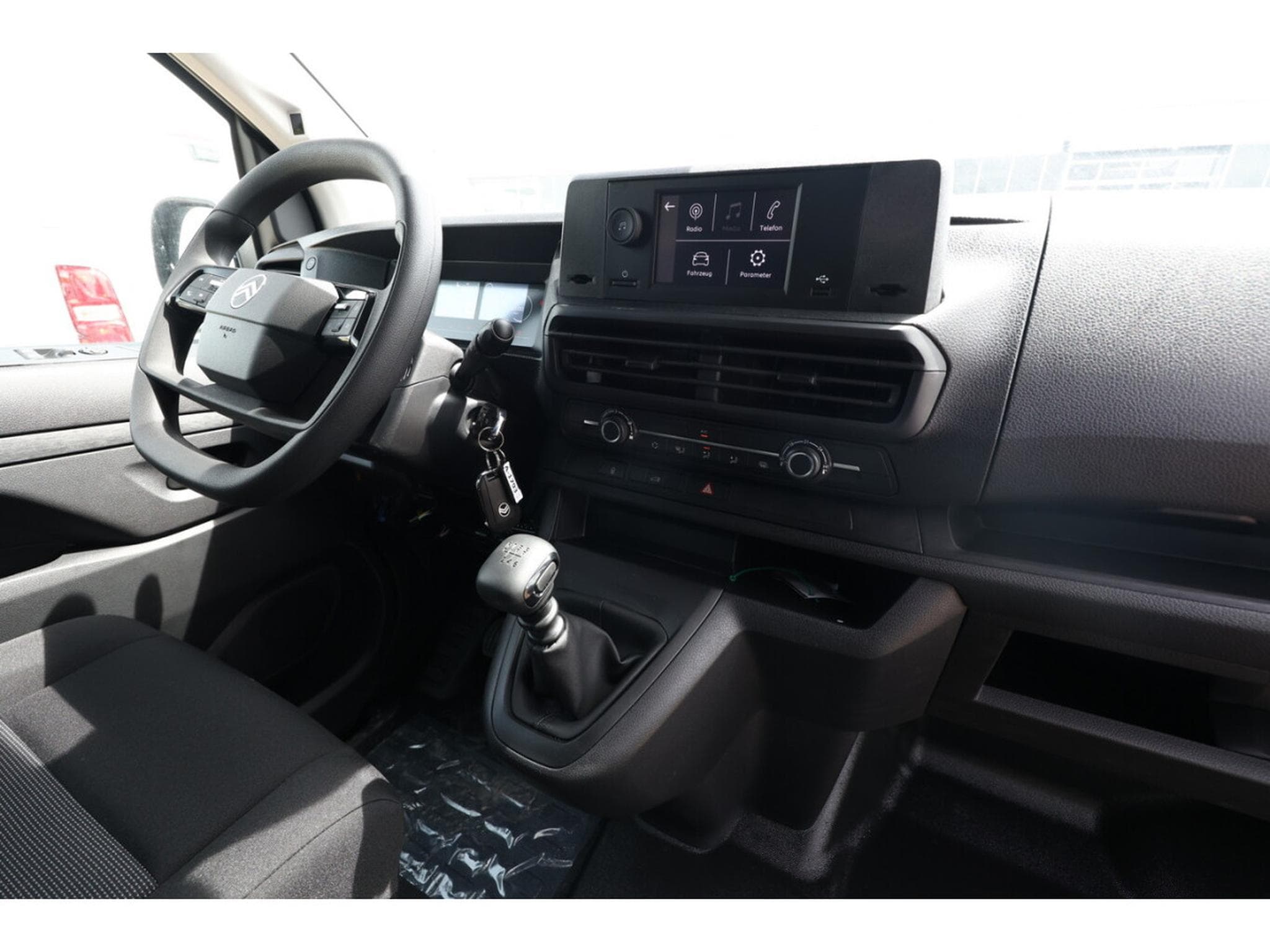 Citroën Jumpy 2.0 BlueHDI 150 XL Confort (2026) - Photo 9
