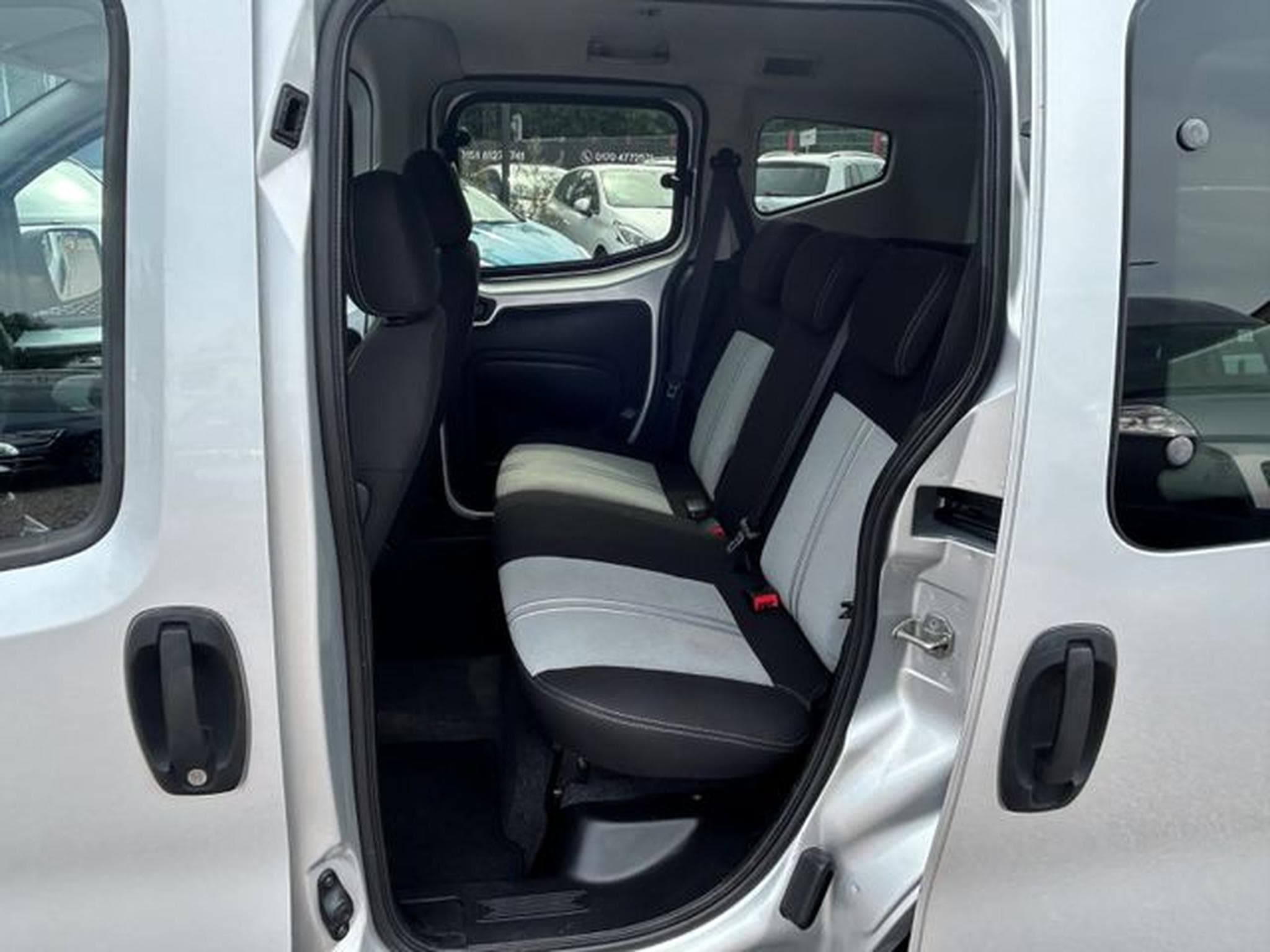 Fiat Qubo Qubo MY Qubo 1.4 *Klima*Bluetooth*Euro5 (2014) - Photo 8