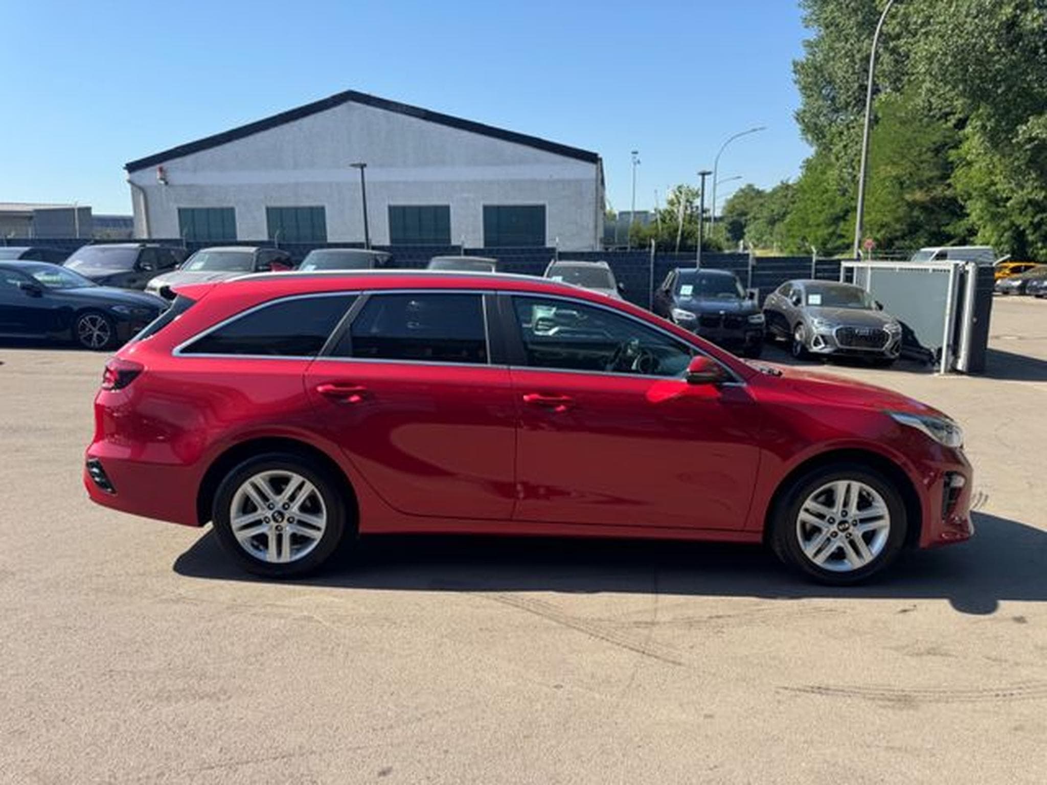Kia Ceed CEED 1.4 T-GDI DCT  SPORTW.*LED*NAVI*R-KAMERA* (2020) - Photo 14