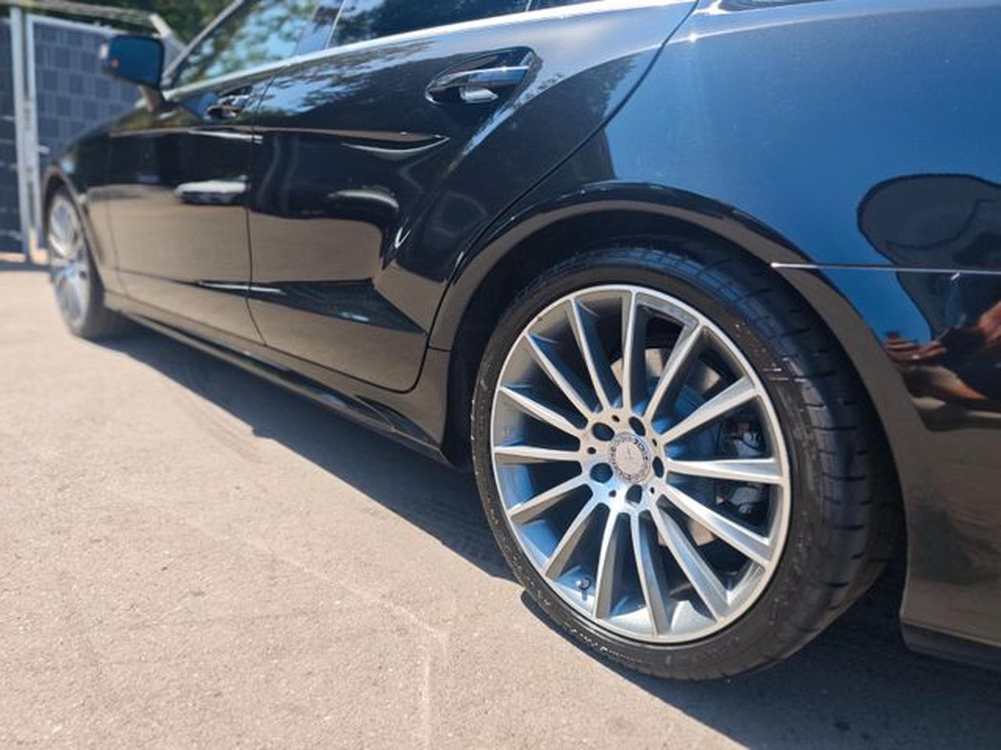 Mercedes CLS 500 CLS500 SB AMG-LINE*AIRMATIC*DISTRONIC*H&amp;K*LED* (2016) - Photo 10
