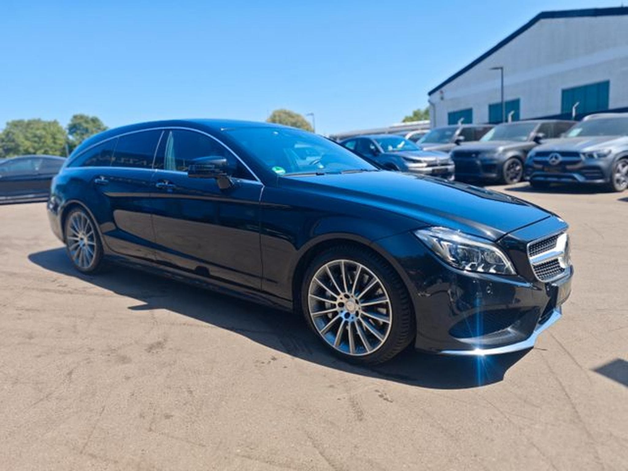 Mercedes CLS 500 CLS500 SB AMG-LINE*AIRMATIC*DISTRONIC*H&amp;K*LED* (2016) - Photo 5